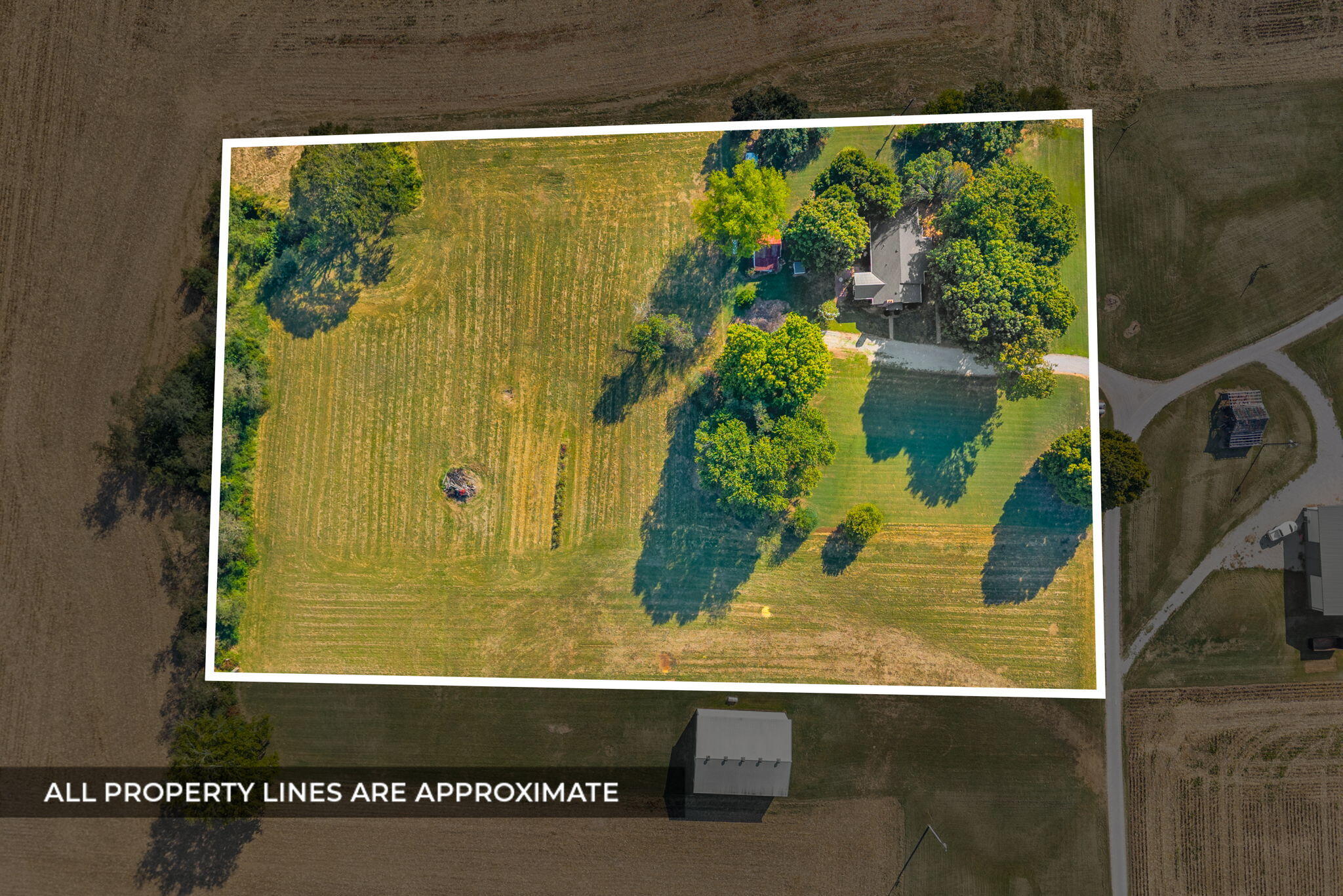 5525 Glass Lane Property Photo 5