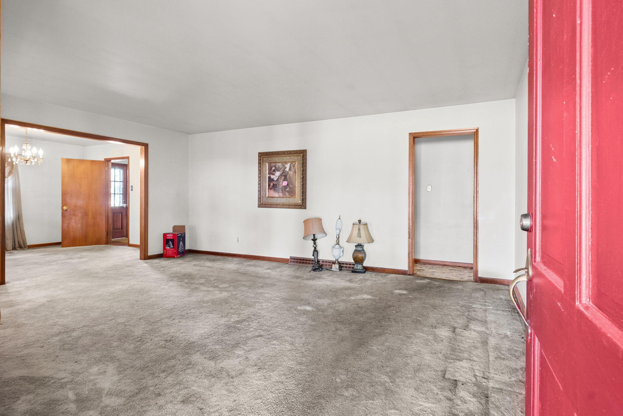 5525 Glass Lane Property Photo 6