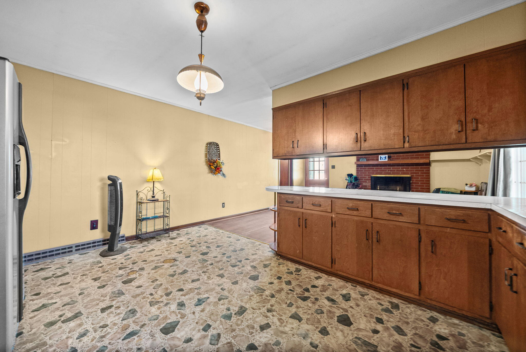 5525 Glass Lane Property Photo 15