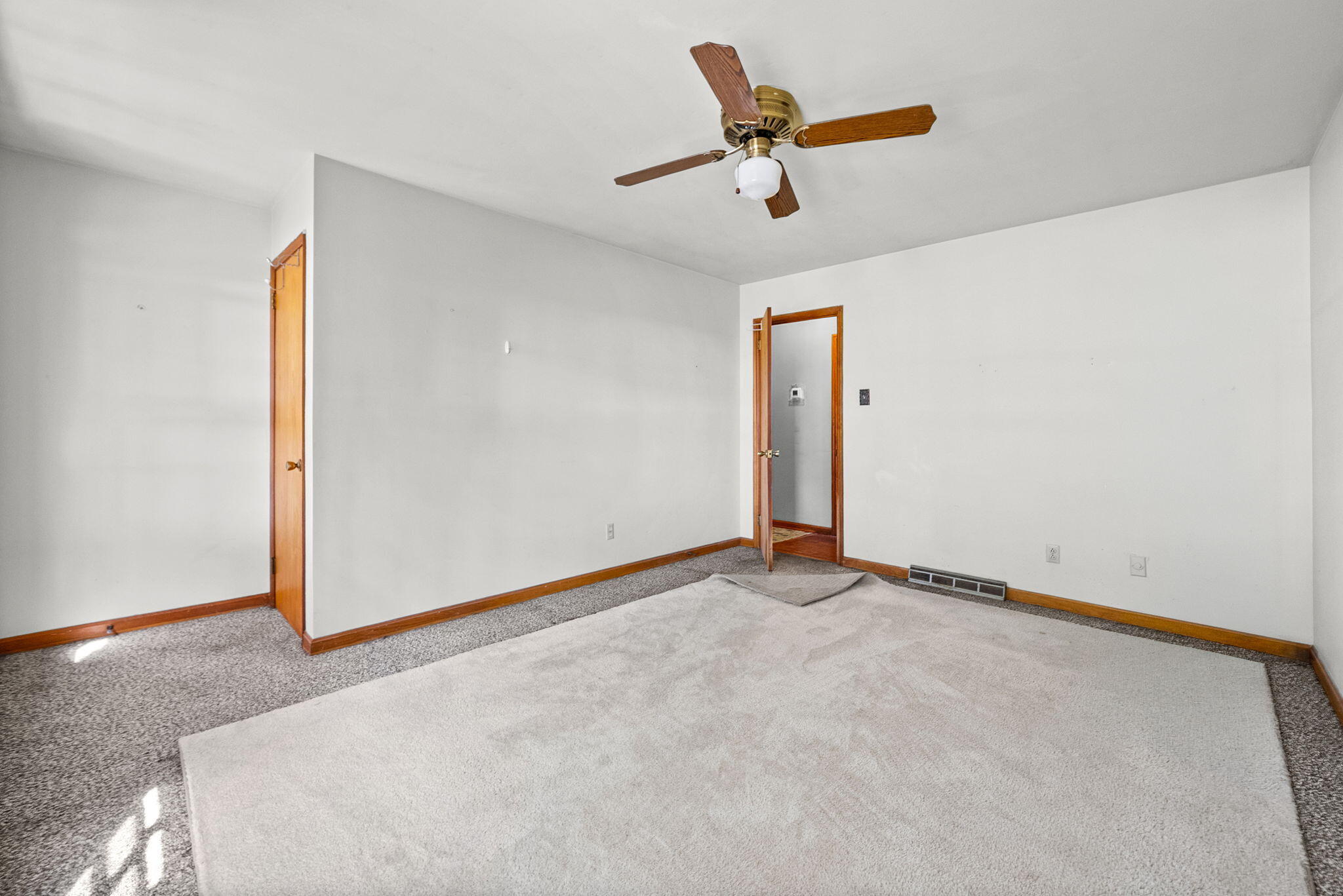 5525 Glass Lane Property Photo 18
