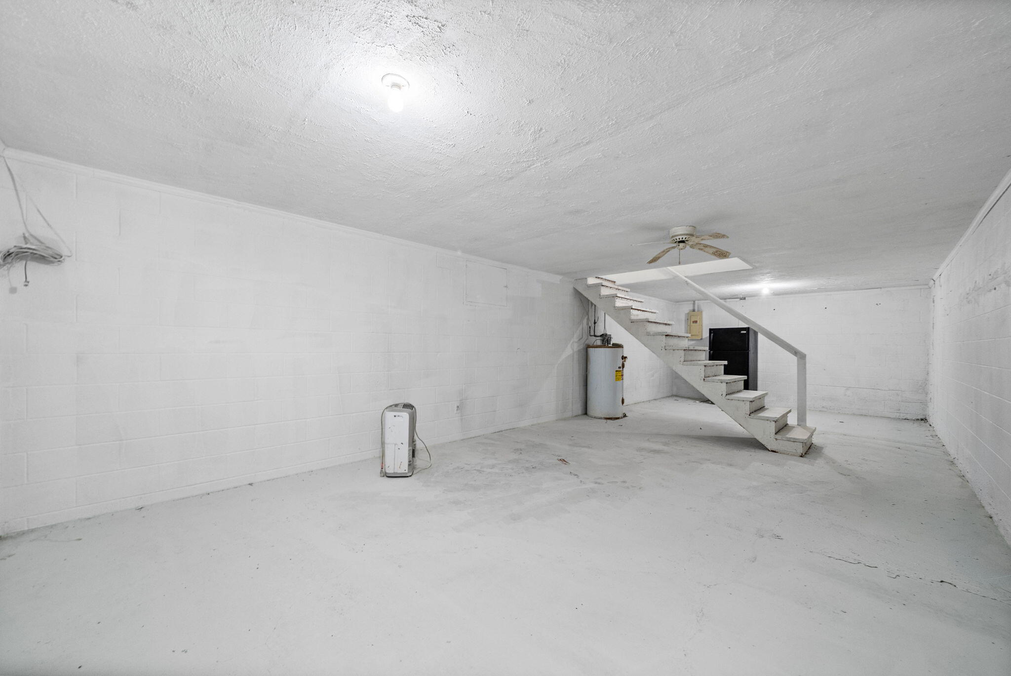 5525 Glass Lane Property Photo 25