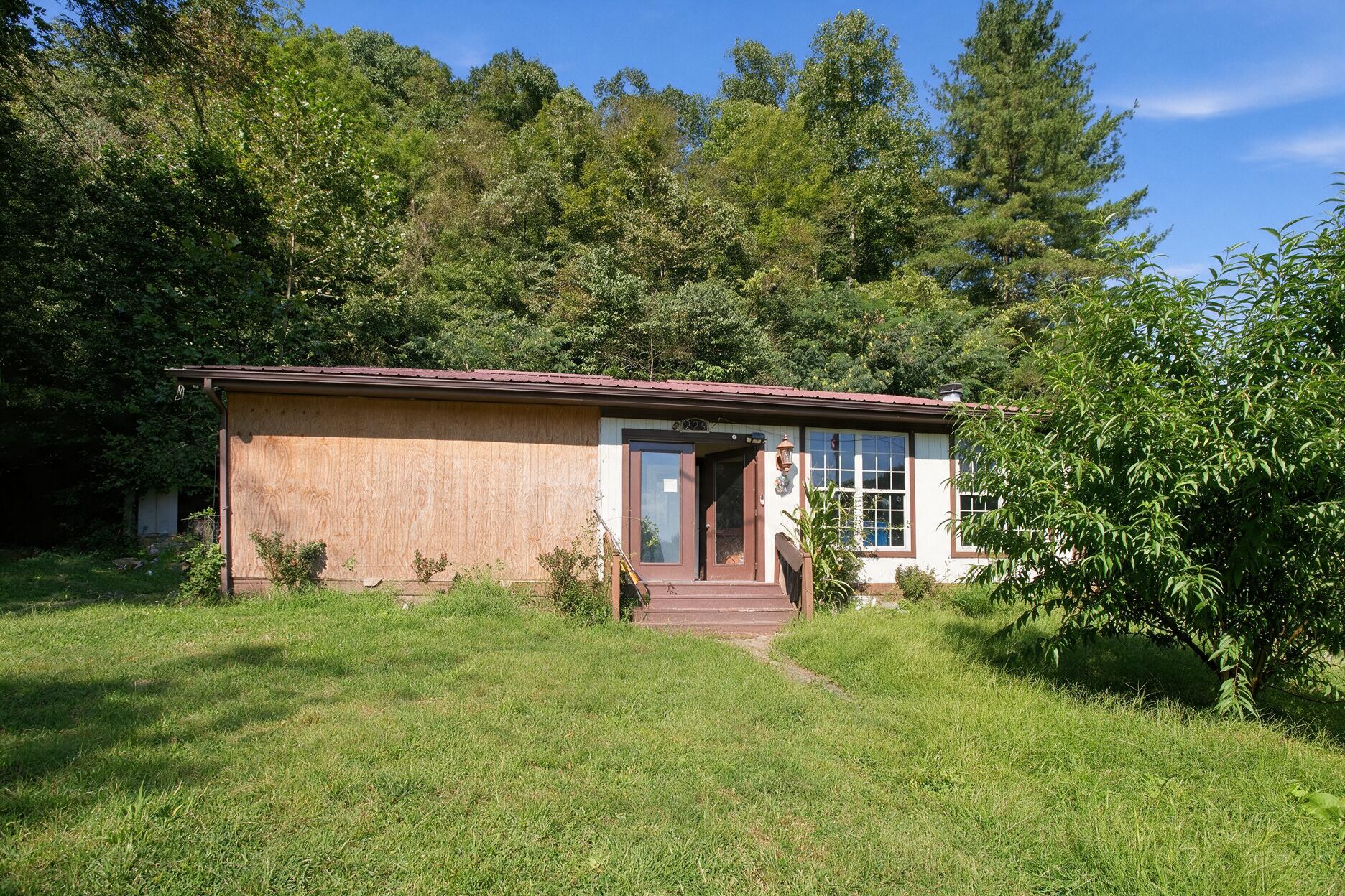 229 Honeycutt Lane Property Photo 1