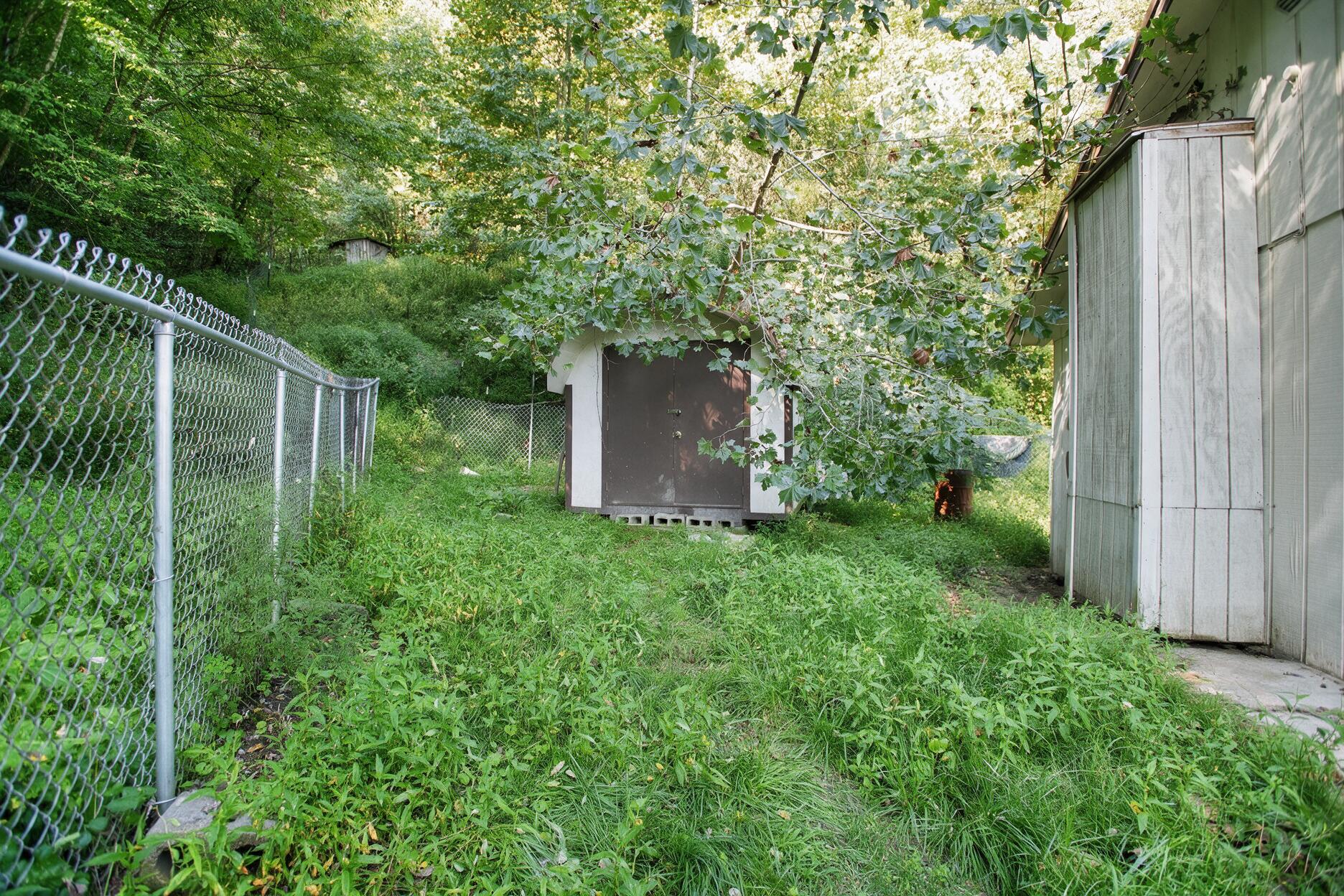 229 Honeycutt Lane Property Photo 7