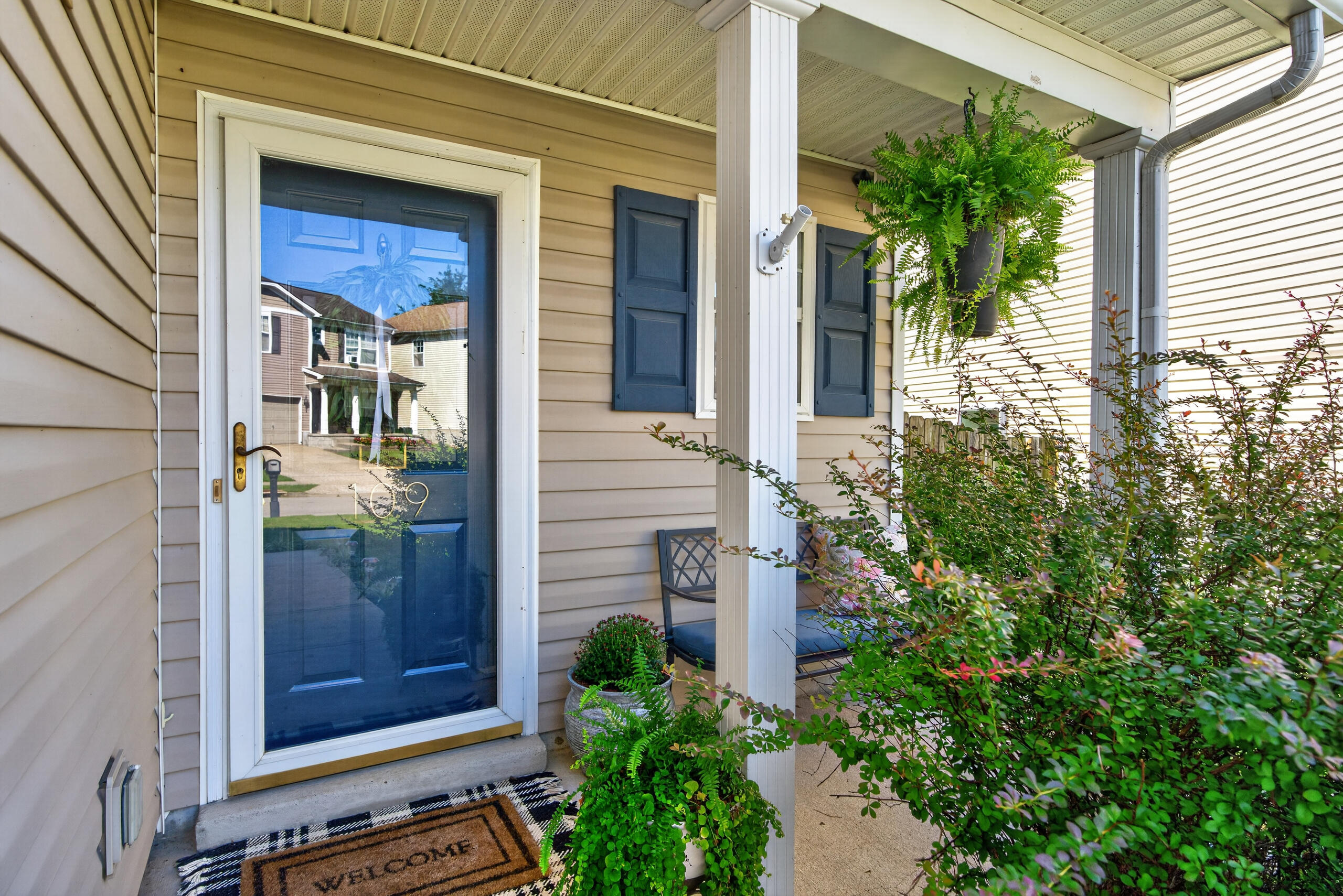 109 Meadow View Way Property Photo 3