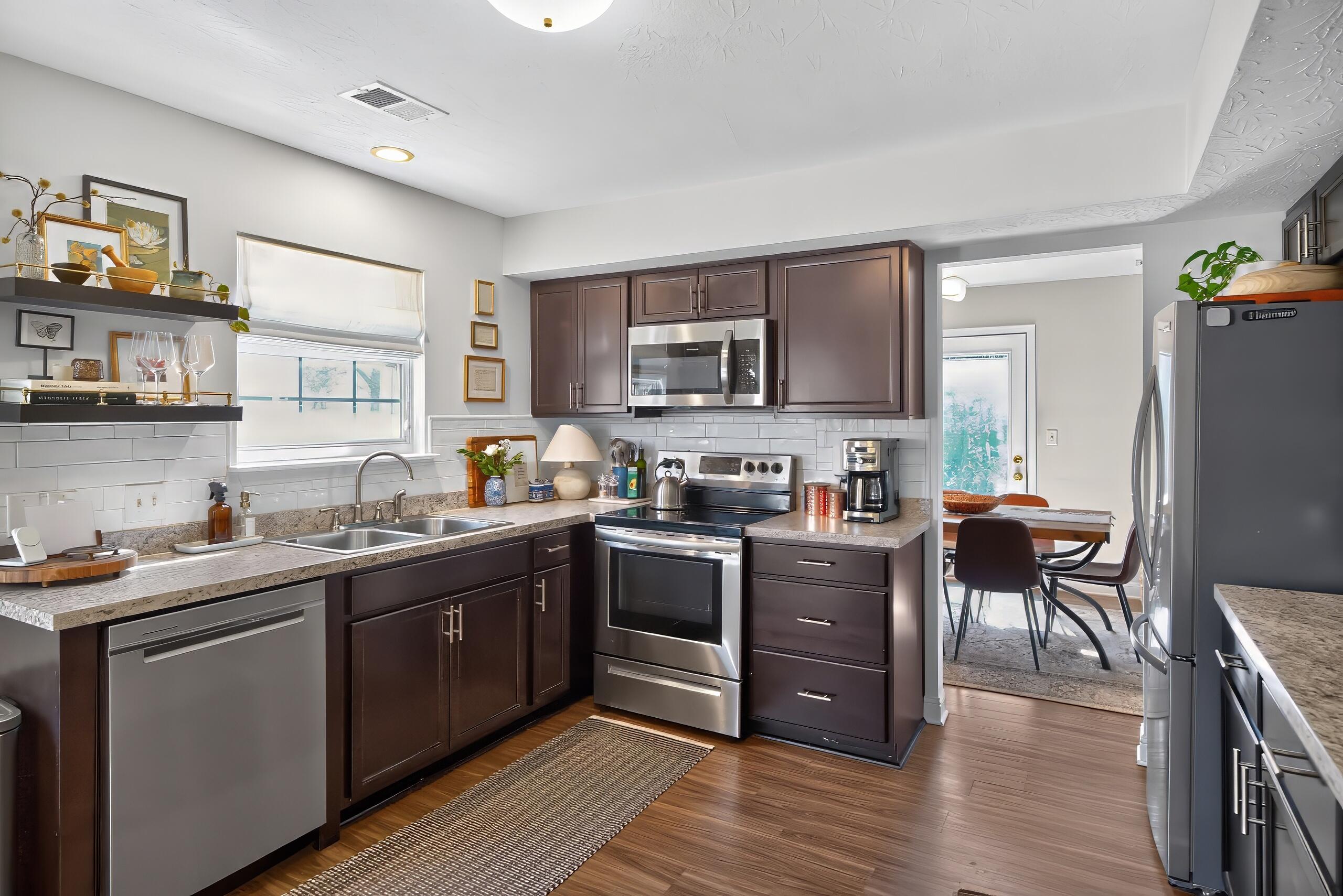 109 Meadow View Way Property Photo 14