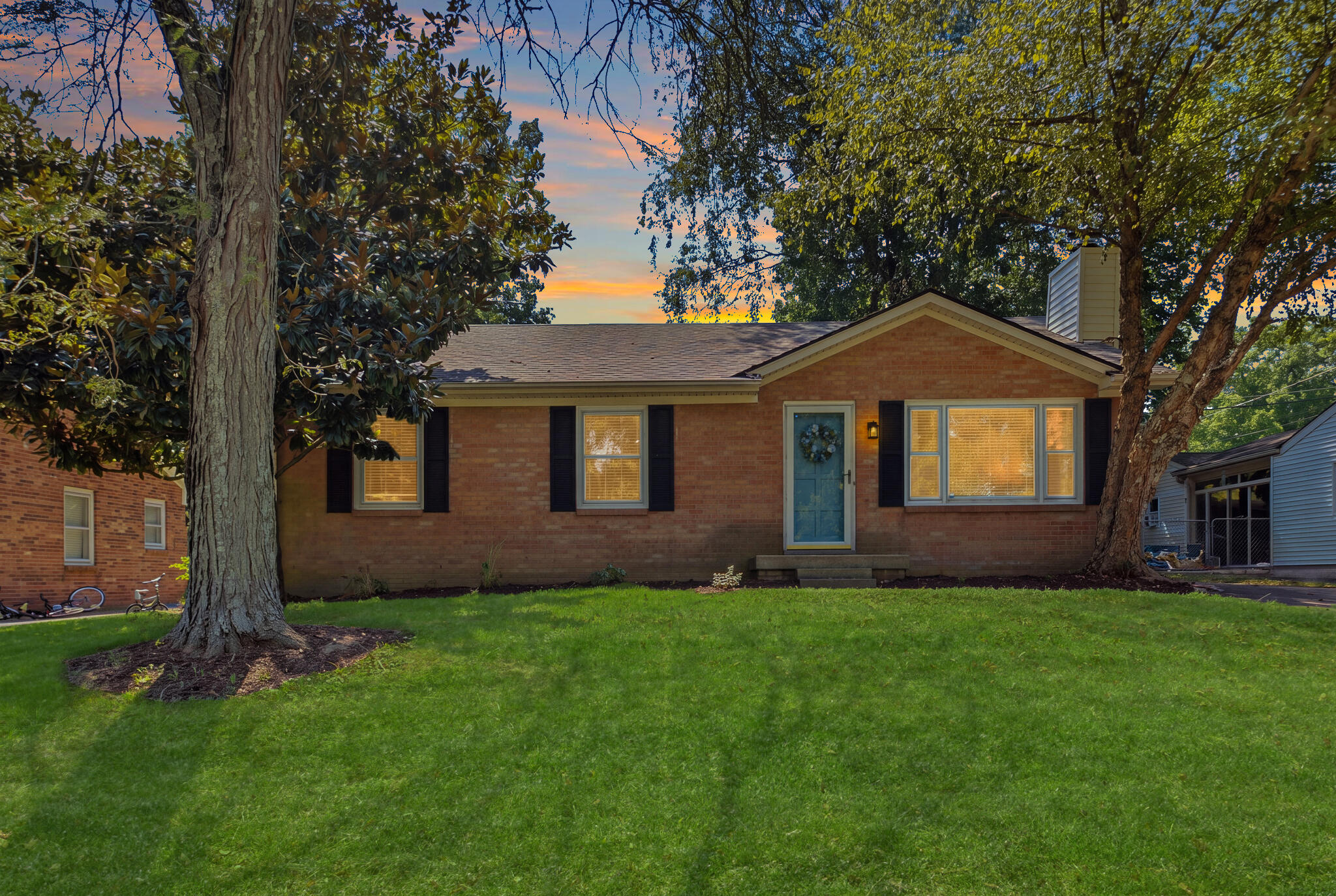 952 Gregory Way Property Photo 1