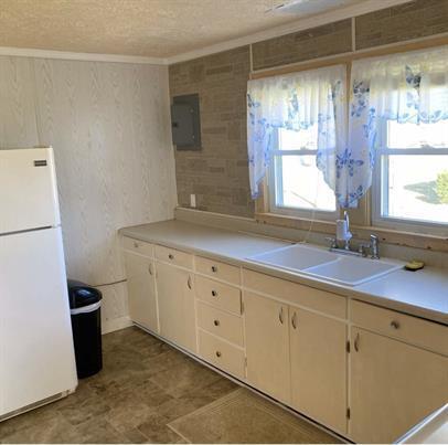 145 Clara Street Property Photo 4