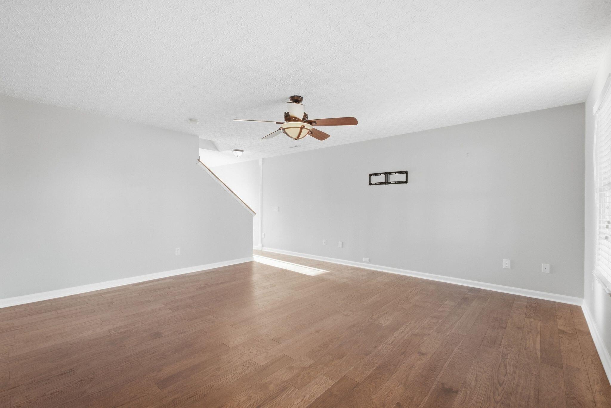 4229 Jasmine Rose Way Property Photo 4