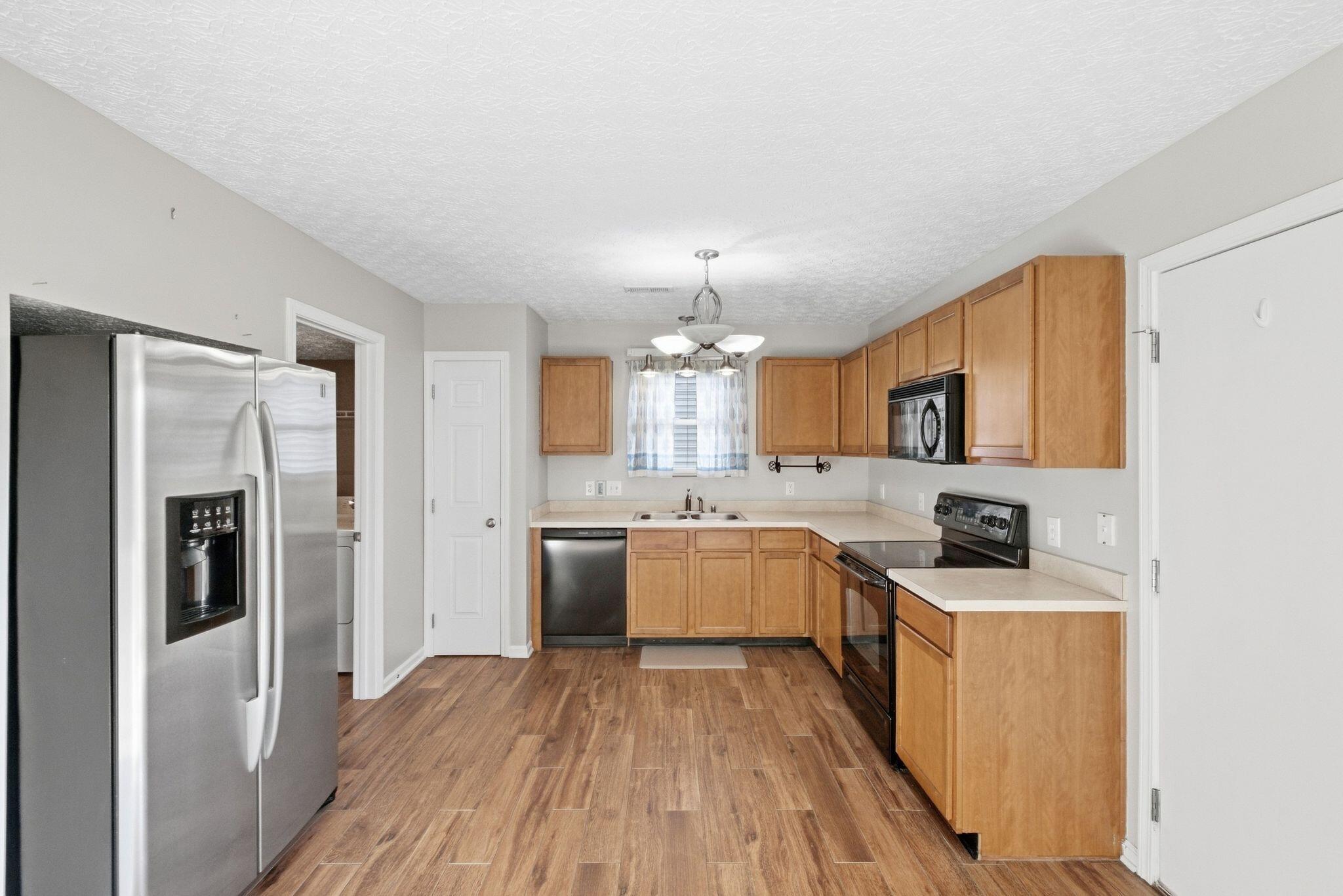 4229 Jasmine Rose Way Property Photo 7