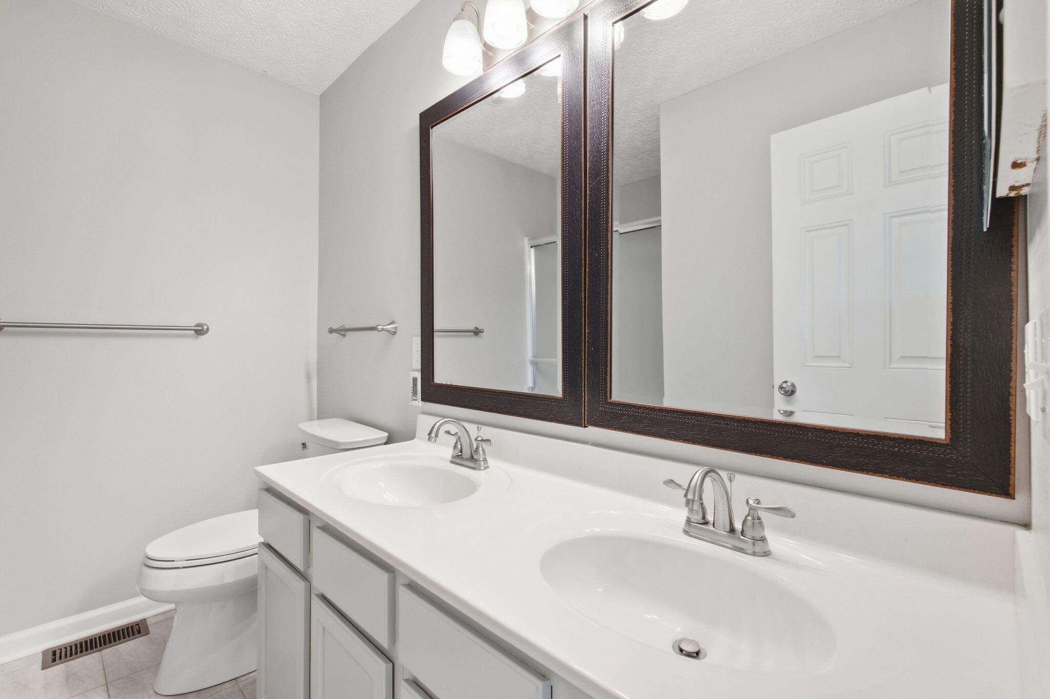 4229 Jasmine Rose Way Property Photo 16
