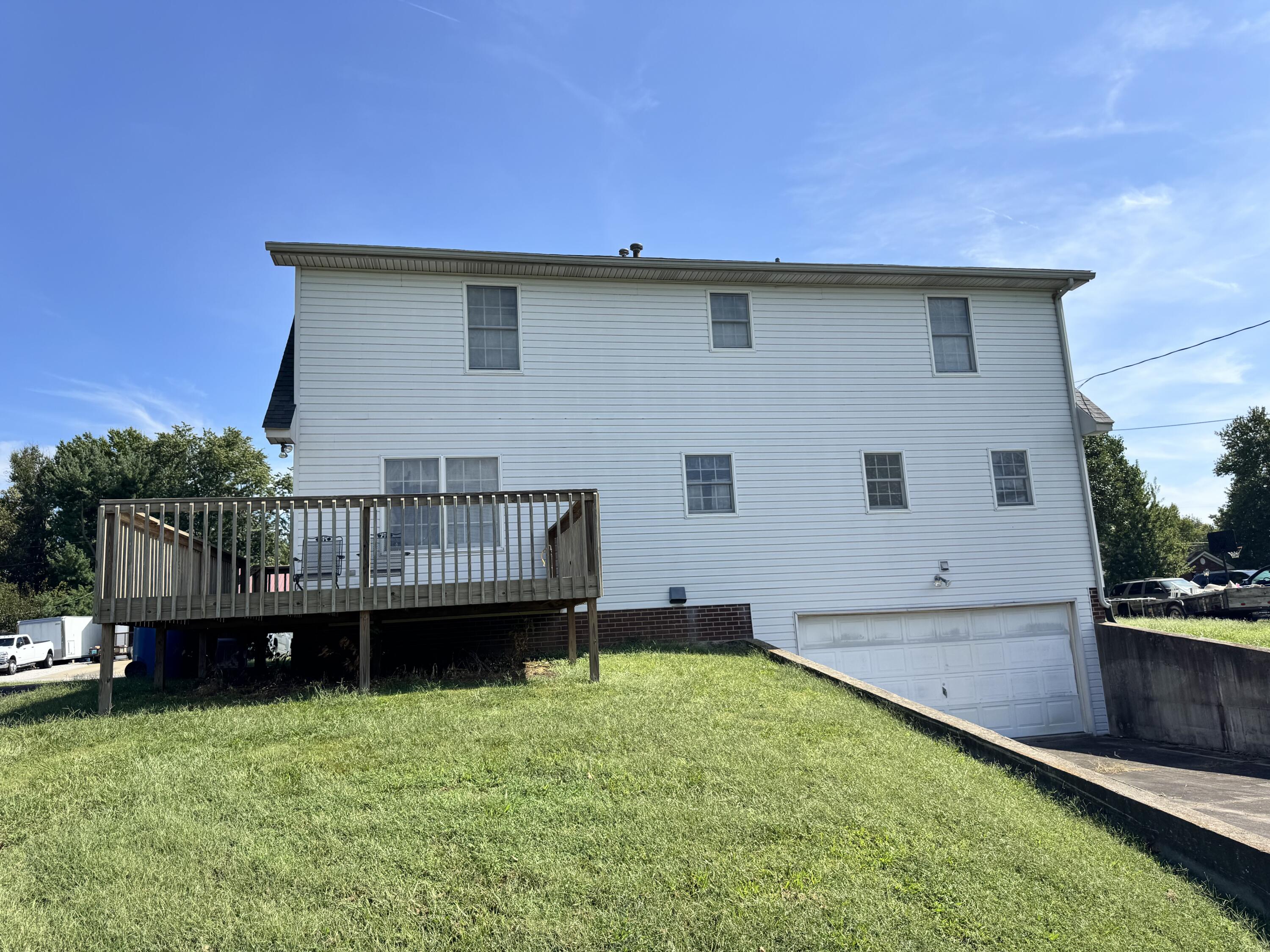 306 Vail Drive Property Photo 2