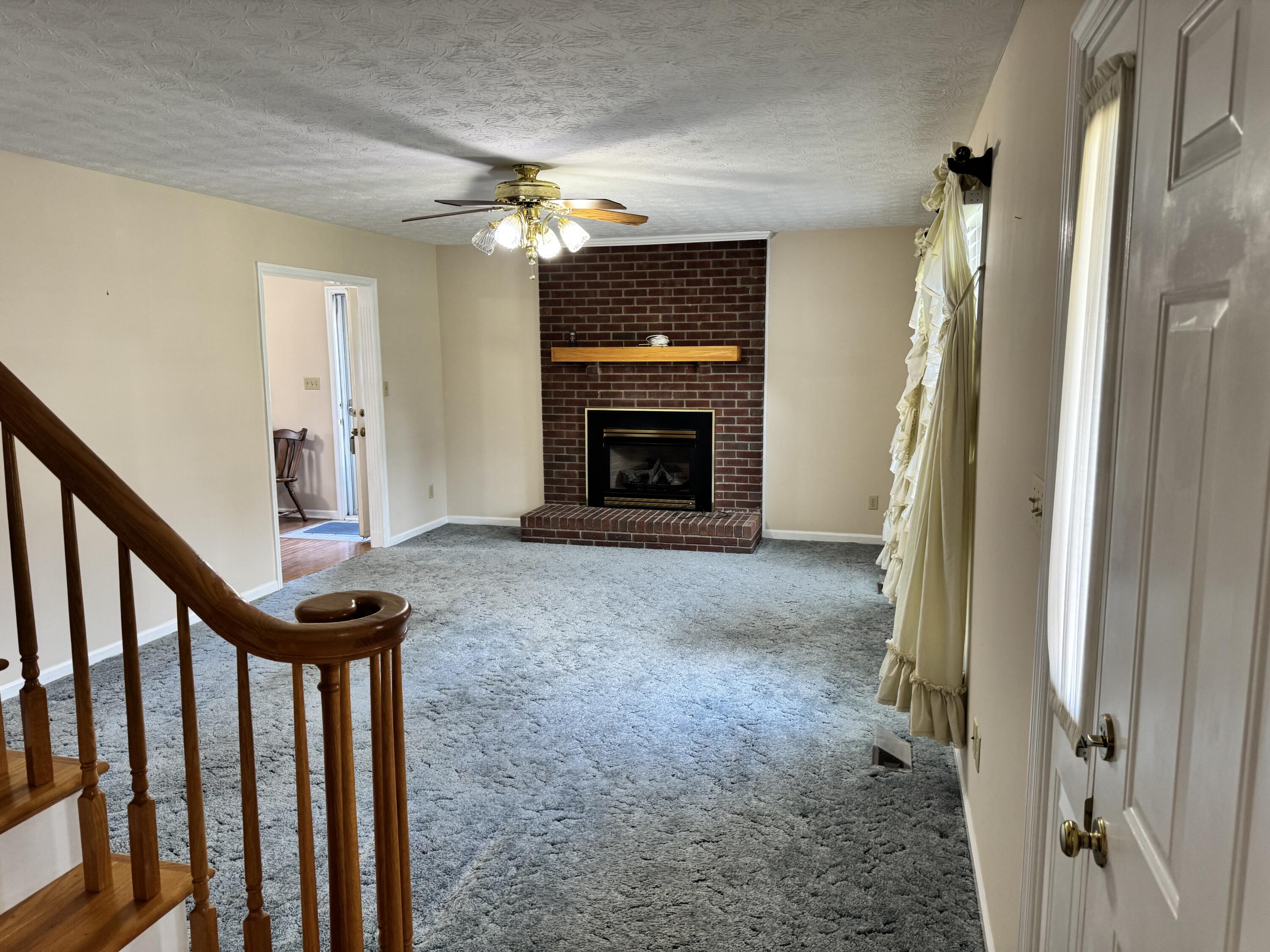 306 Vail Drive Property Photo 4