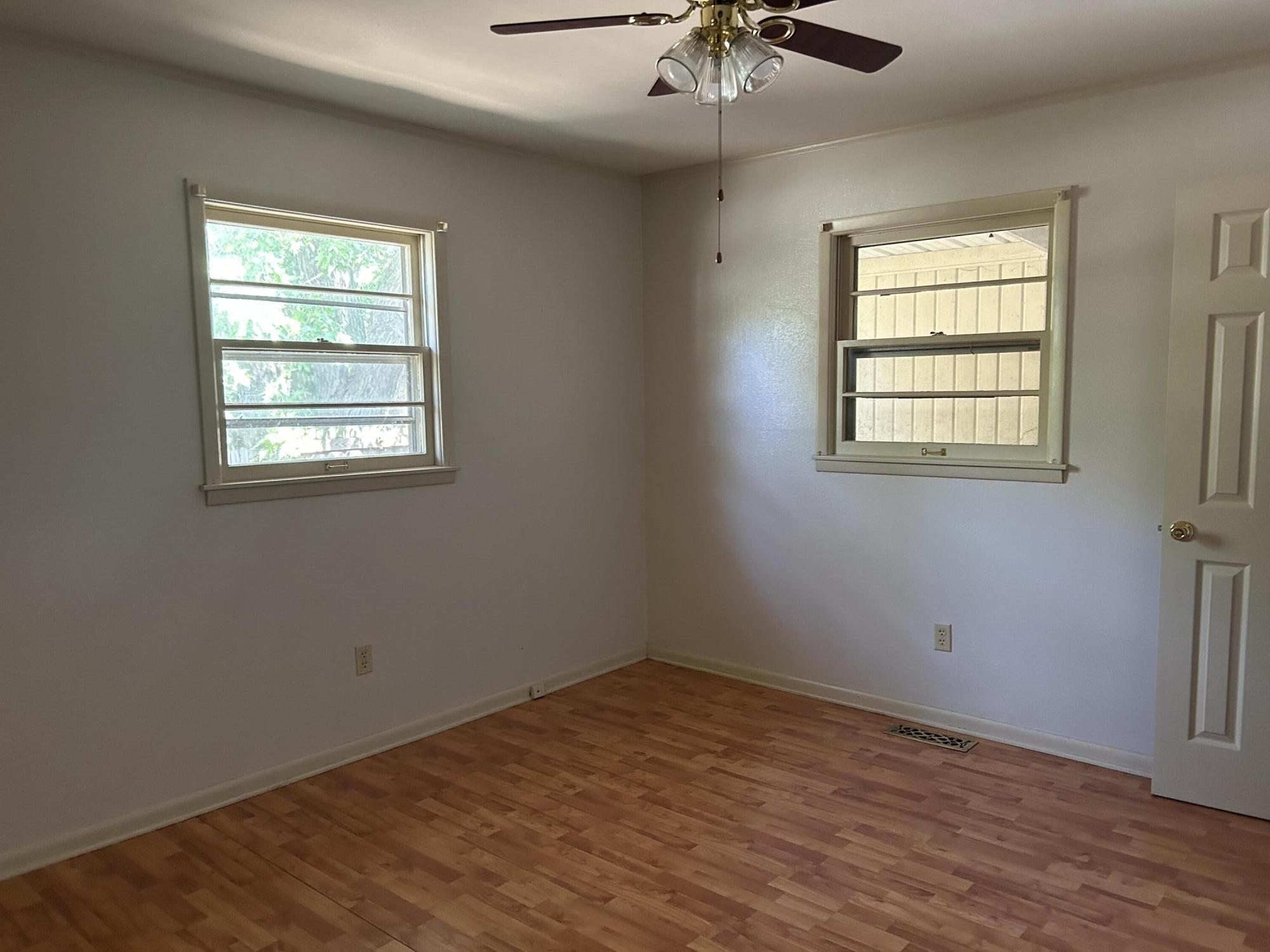 812 Springmont Drive Property Photo 5