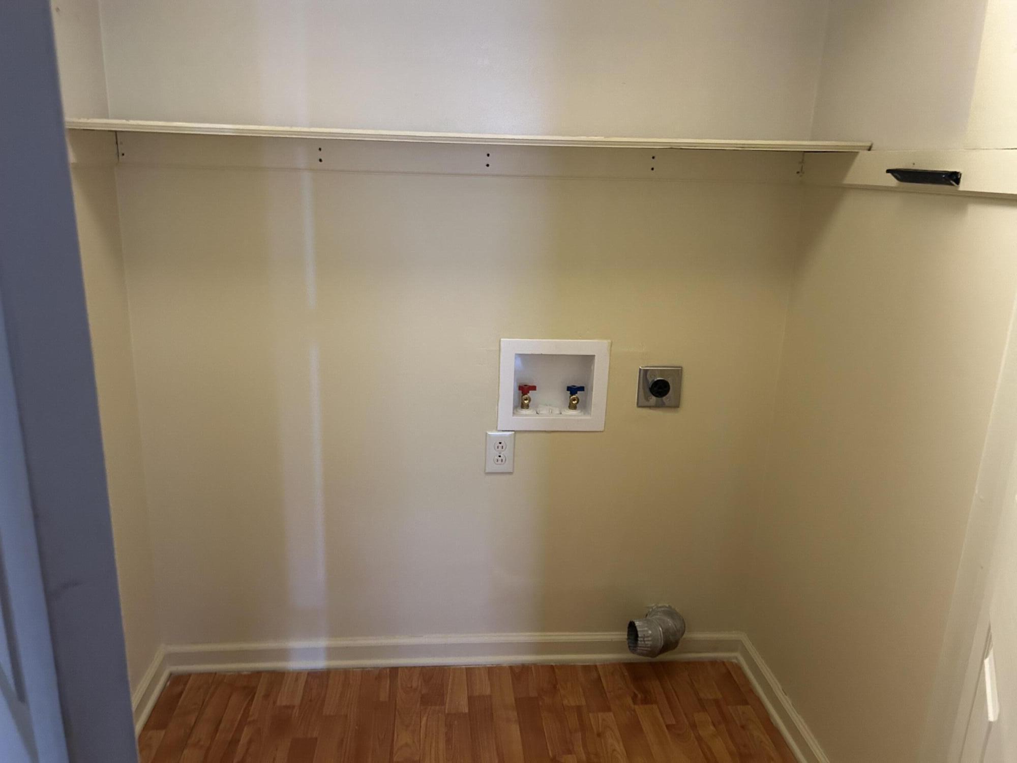 812 Springmont Drive Property Photo 11