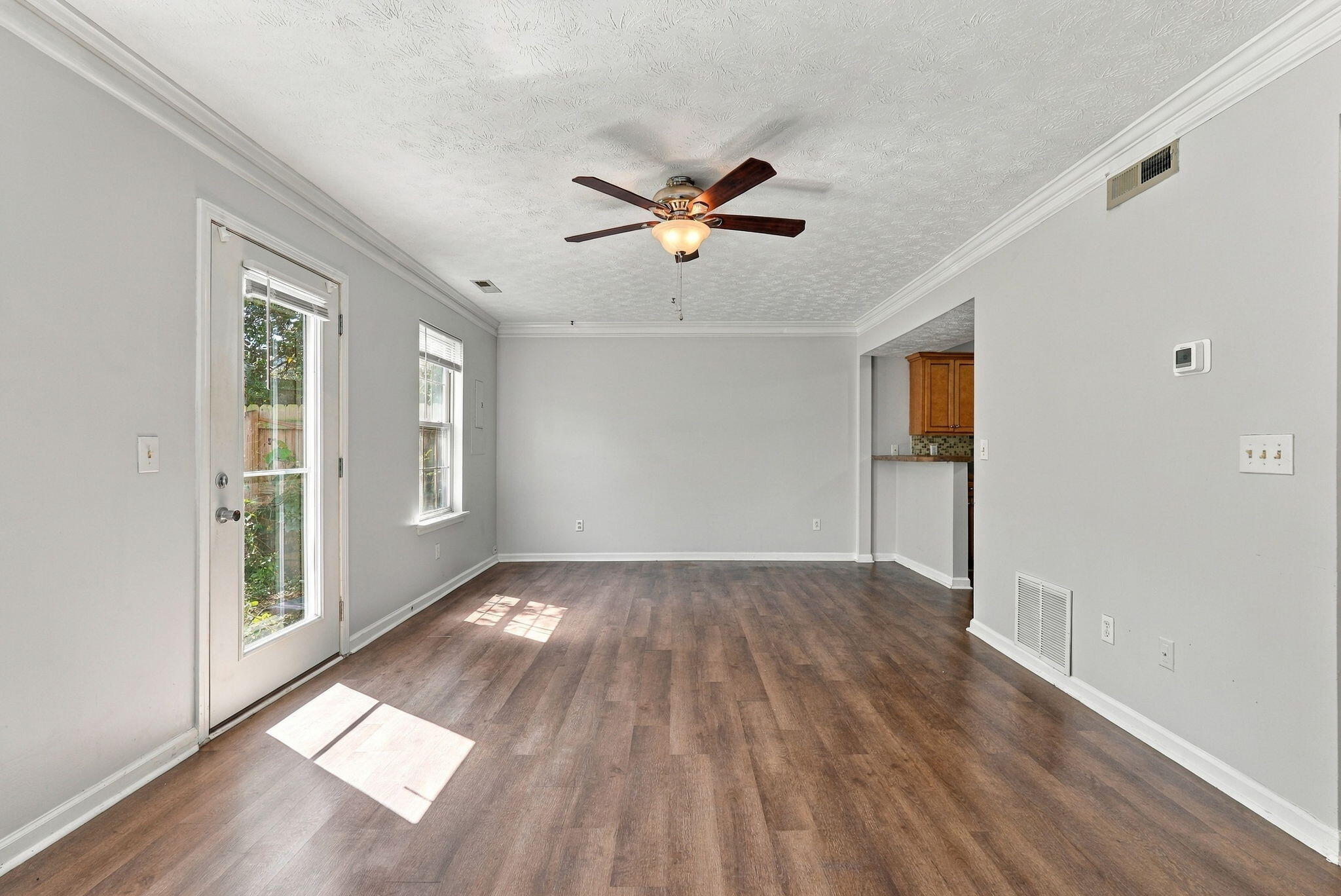 125 Crosskey Road Property Photo 8