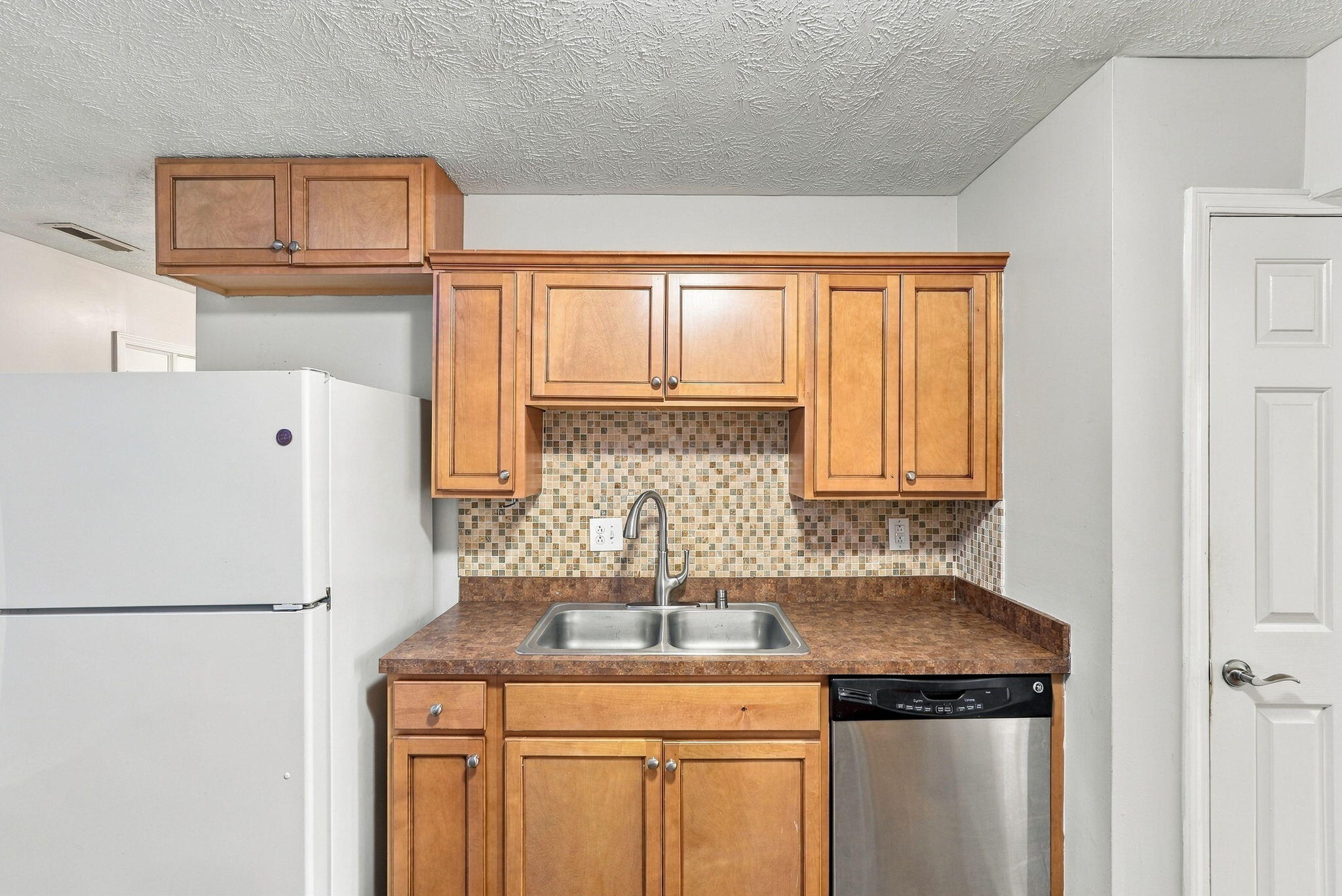 125 Crosskey Road Property Photo 12