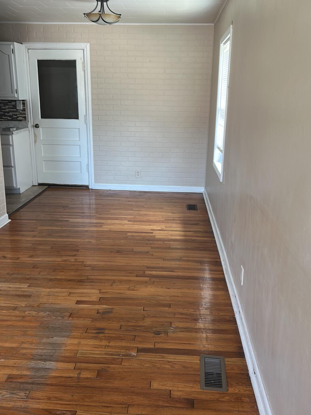 508 S Wooldridge Road Property Photo 9