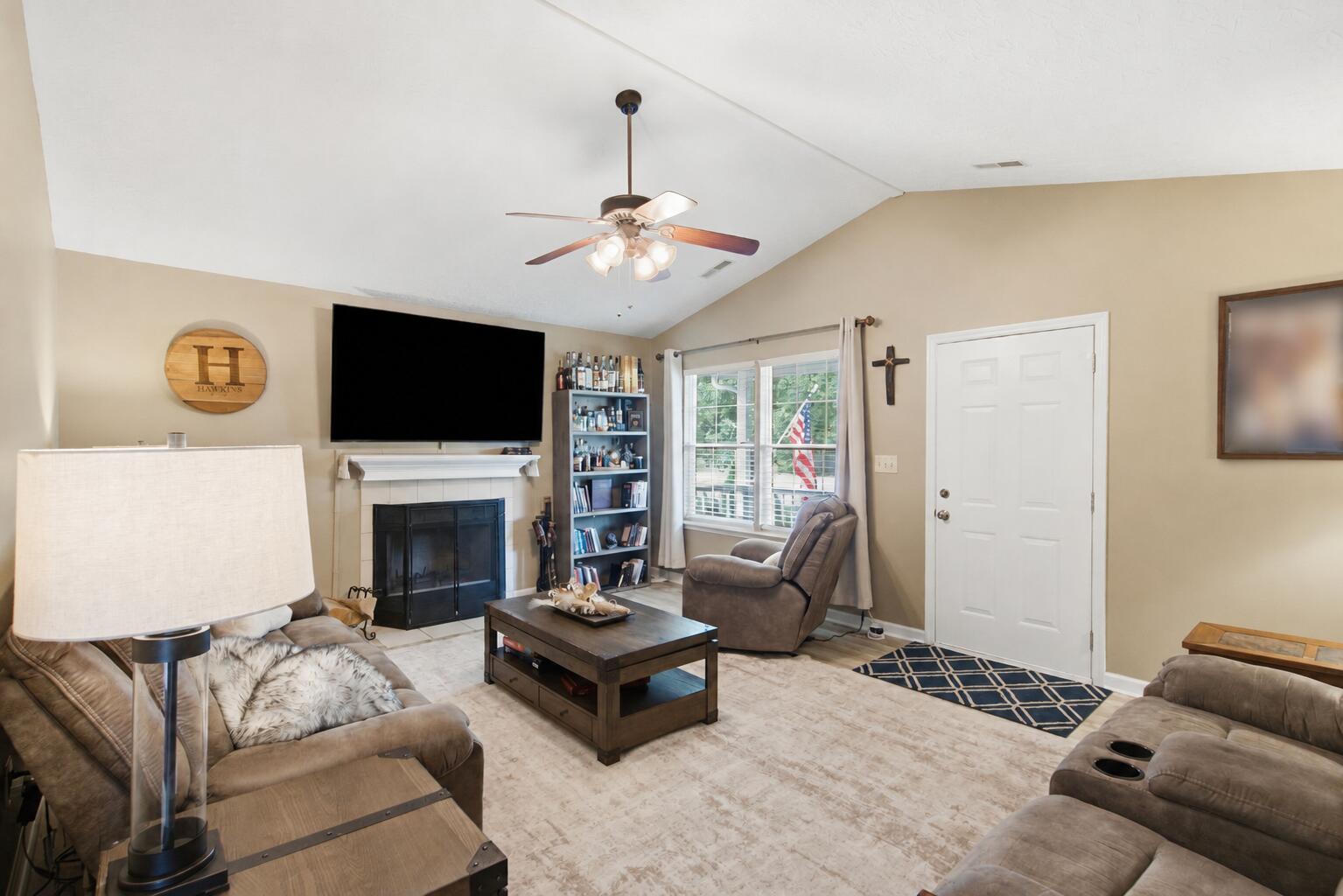 1766 Bryan Station Road Property Photo 10