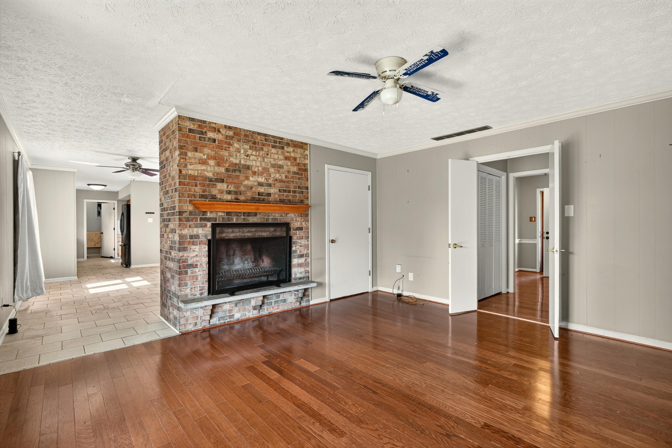 2120 Paige Court Property Photo 8