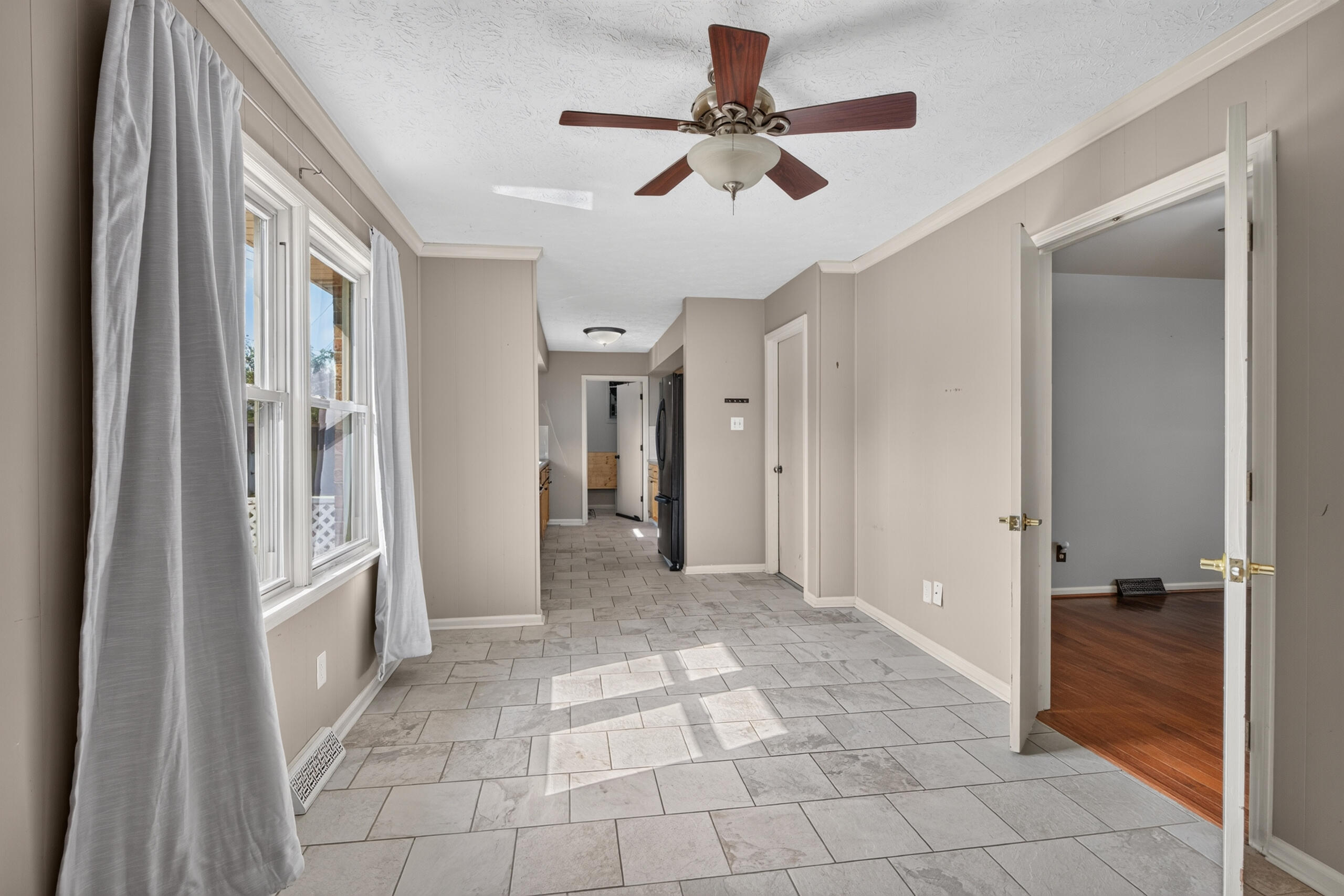 2120 Paige Court Property Photo 12