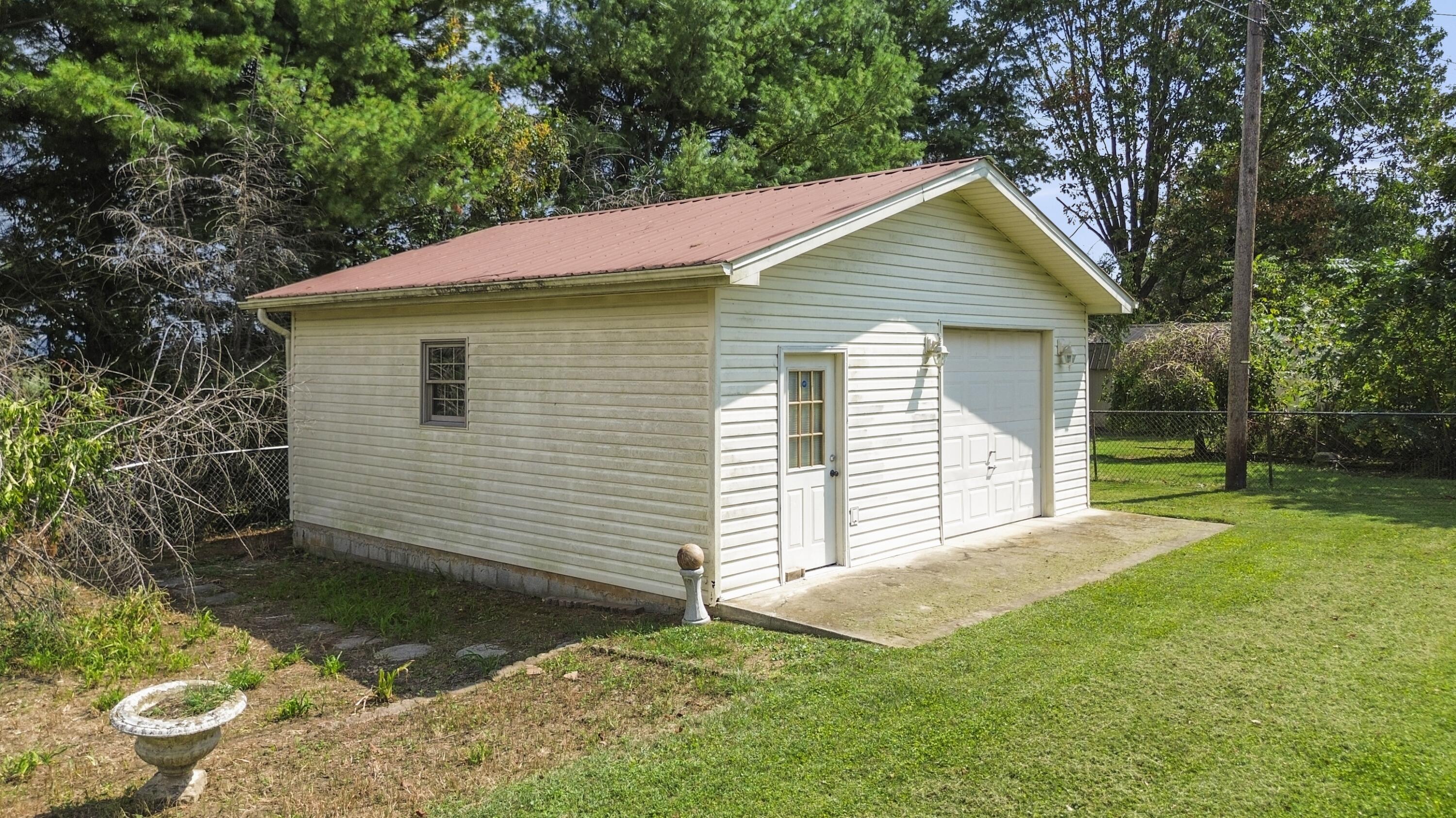 1014 S Fork Drive Property Photo 5