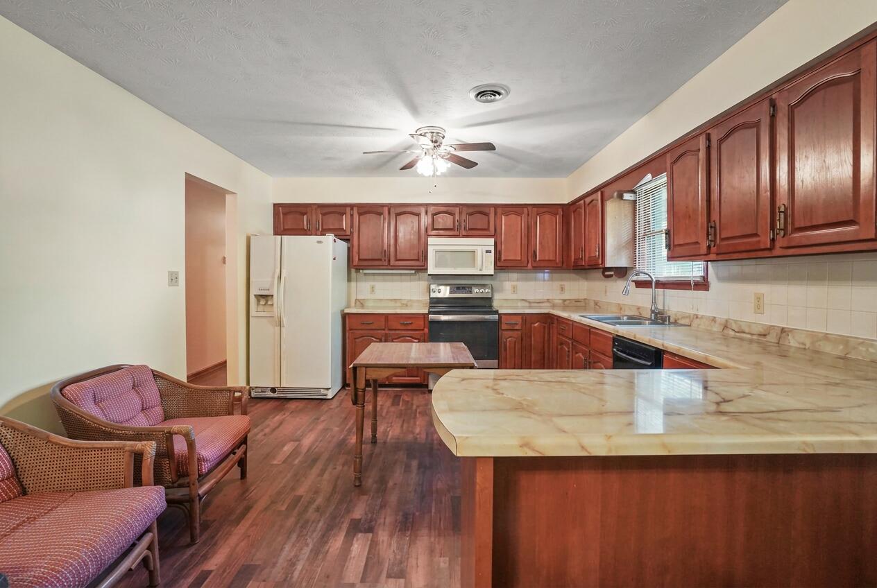 1014 S Fork Drive Property Photo 12
