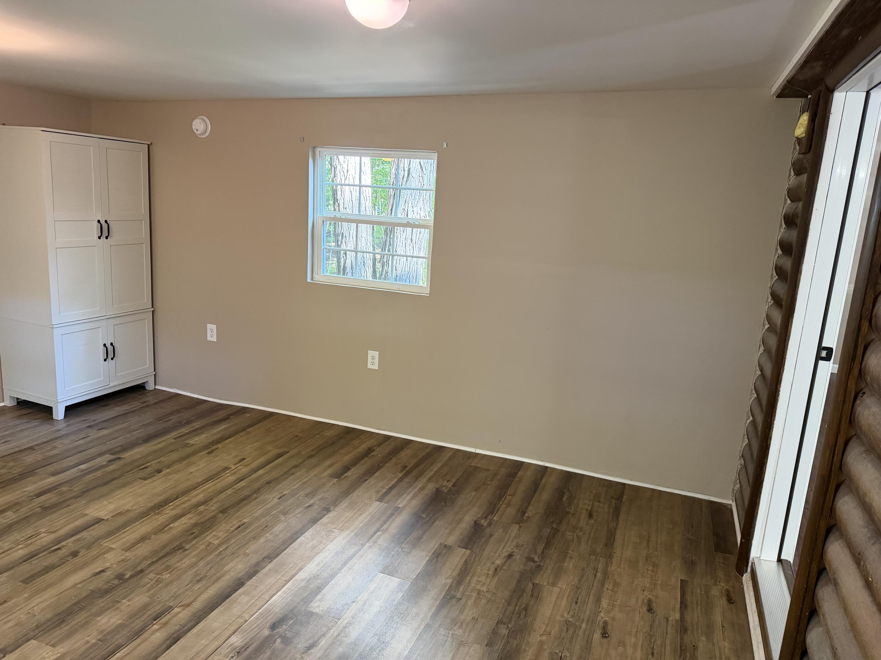 420 Paradise Road Property Photo 10