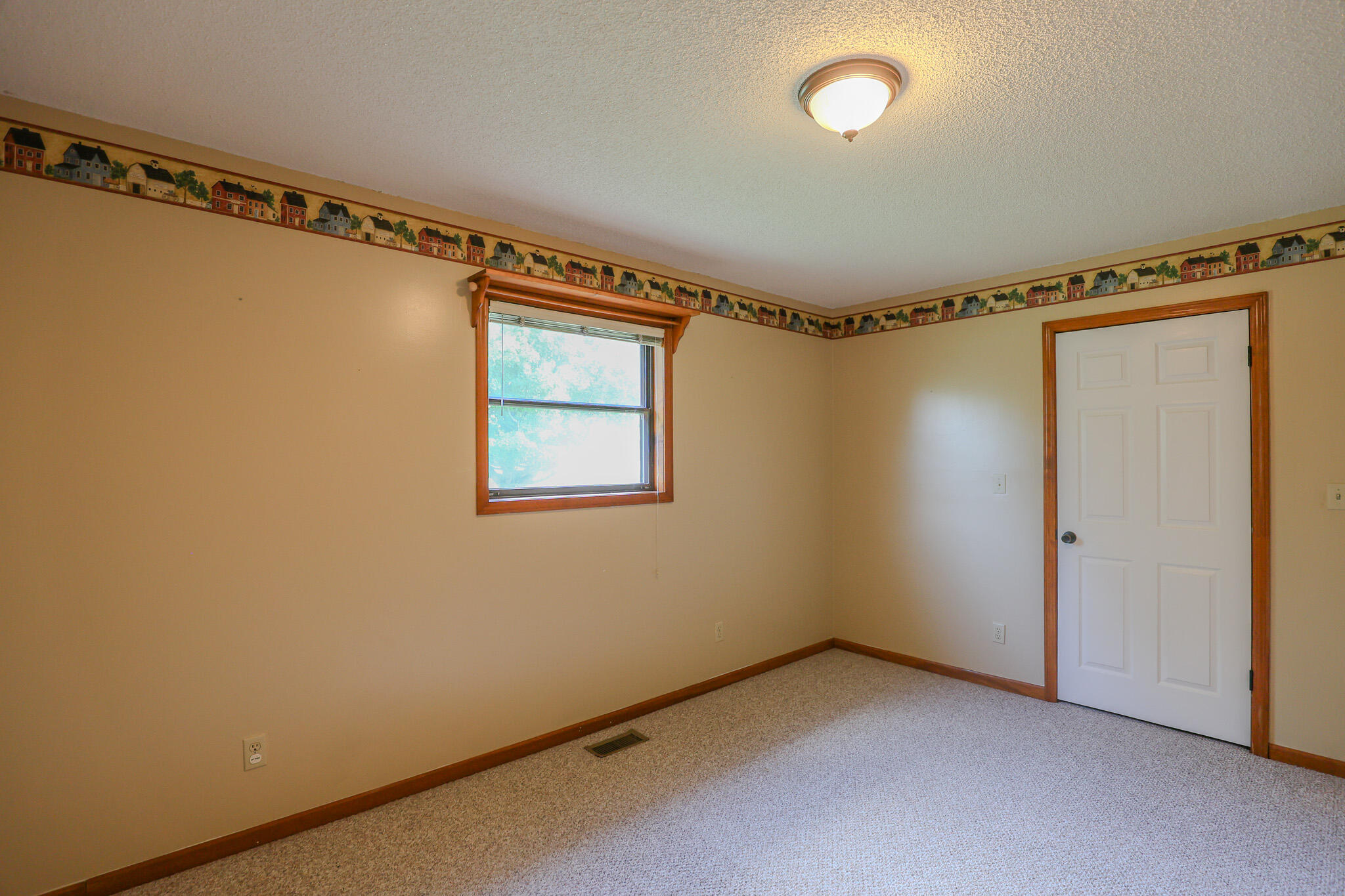 91 Thorn Road Property Photo 16
