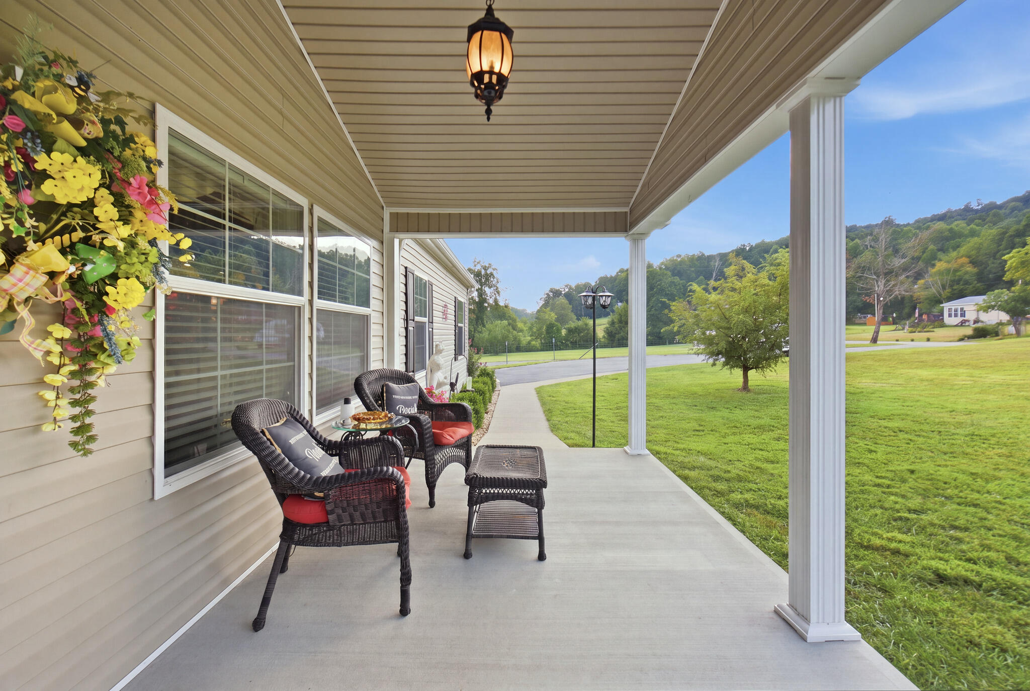 1007 Copper Creek Road Property Photo 2