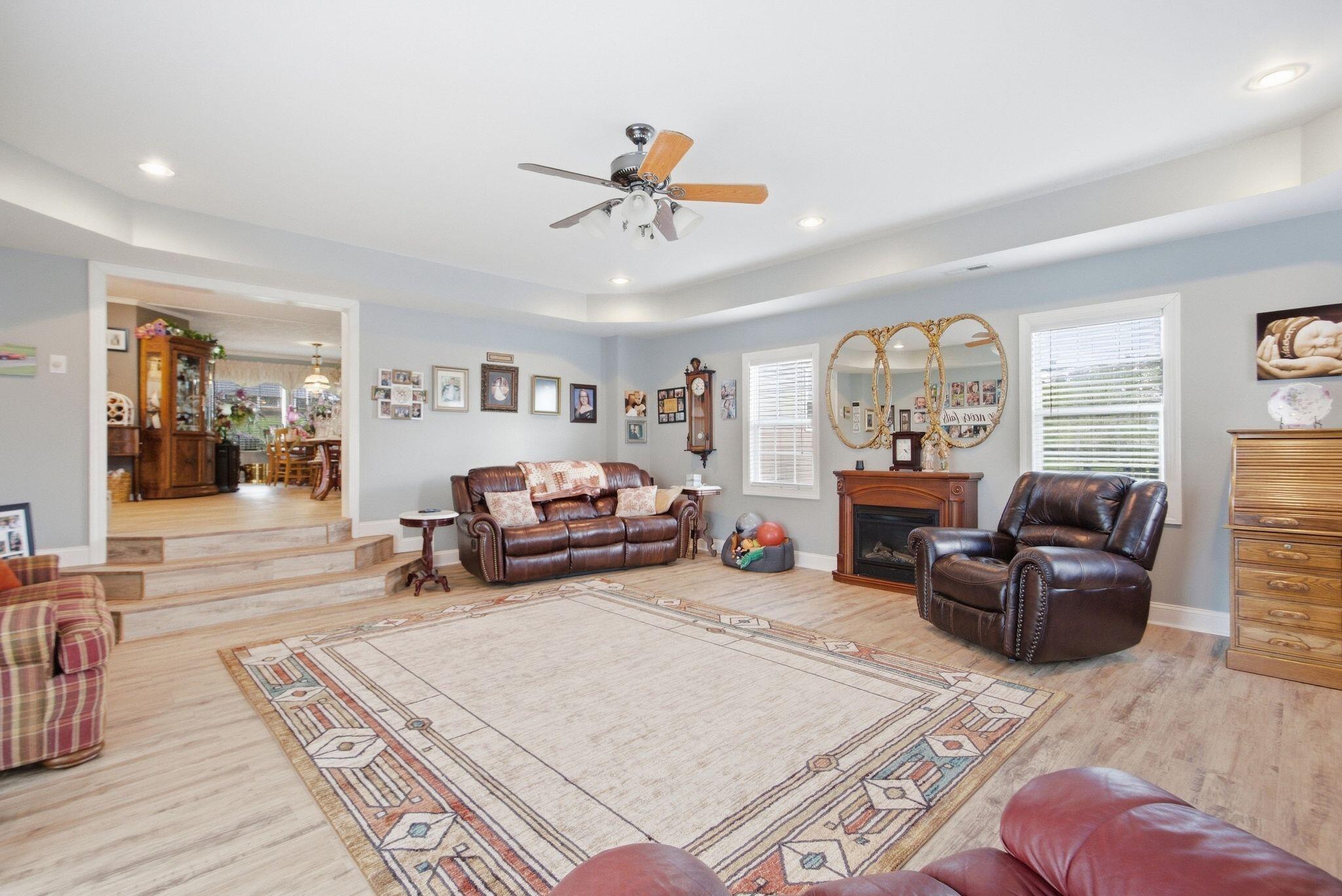 1007 Copper Creek Road Property Photo 5