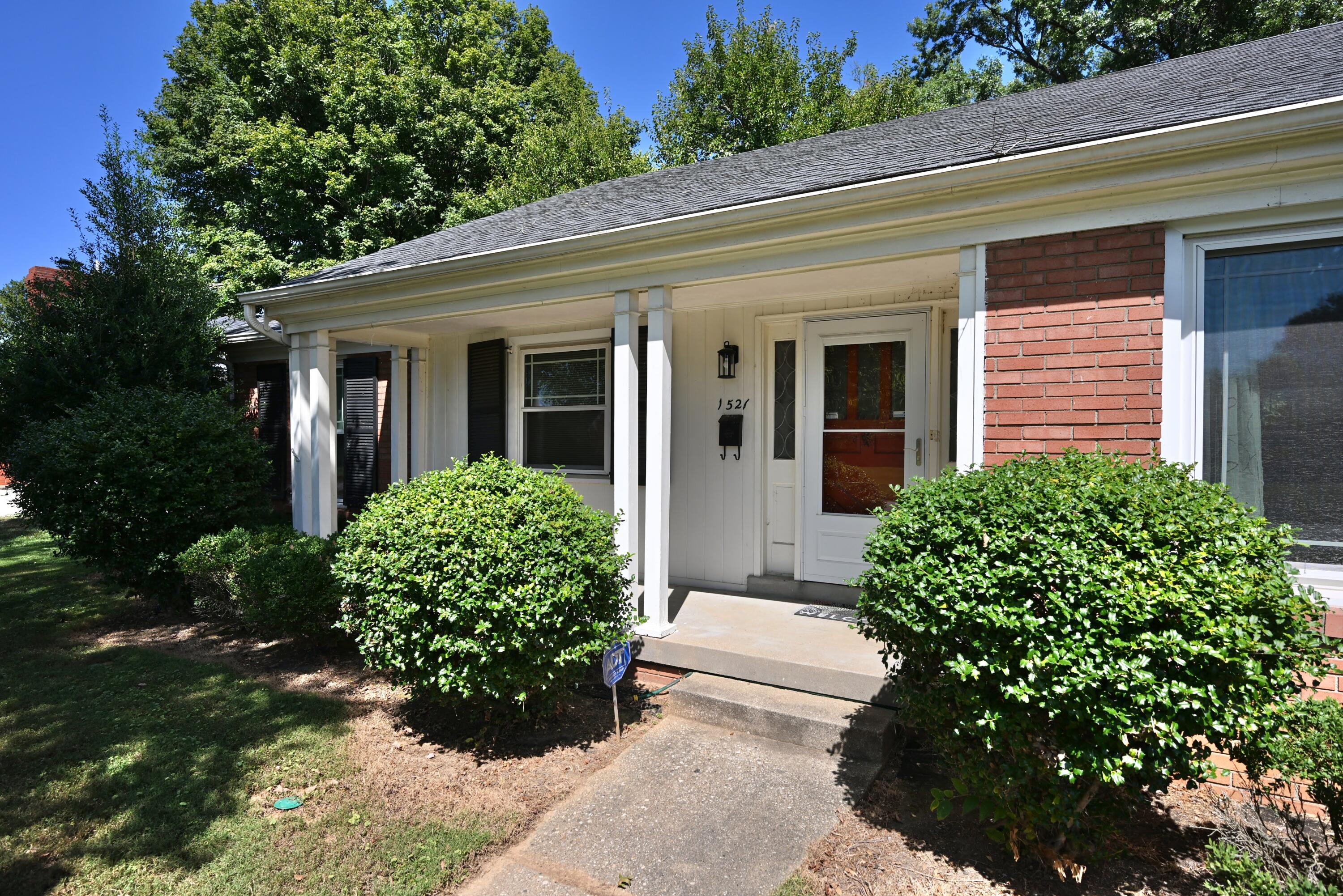 1521 Woodluck Avenue Property Photo 2