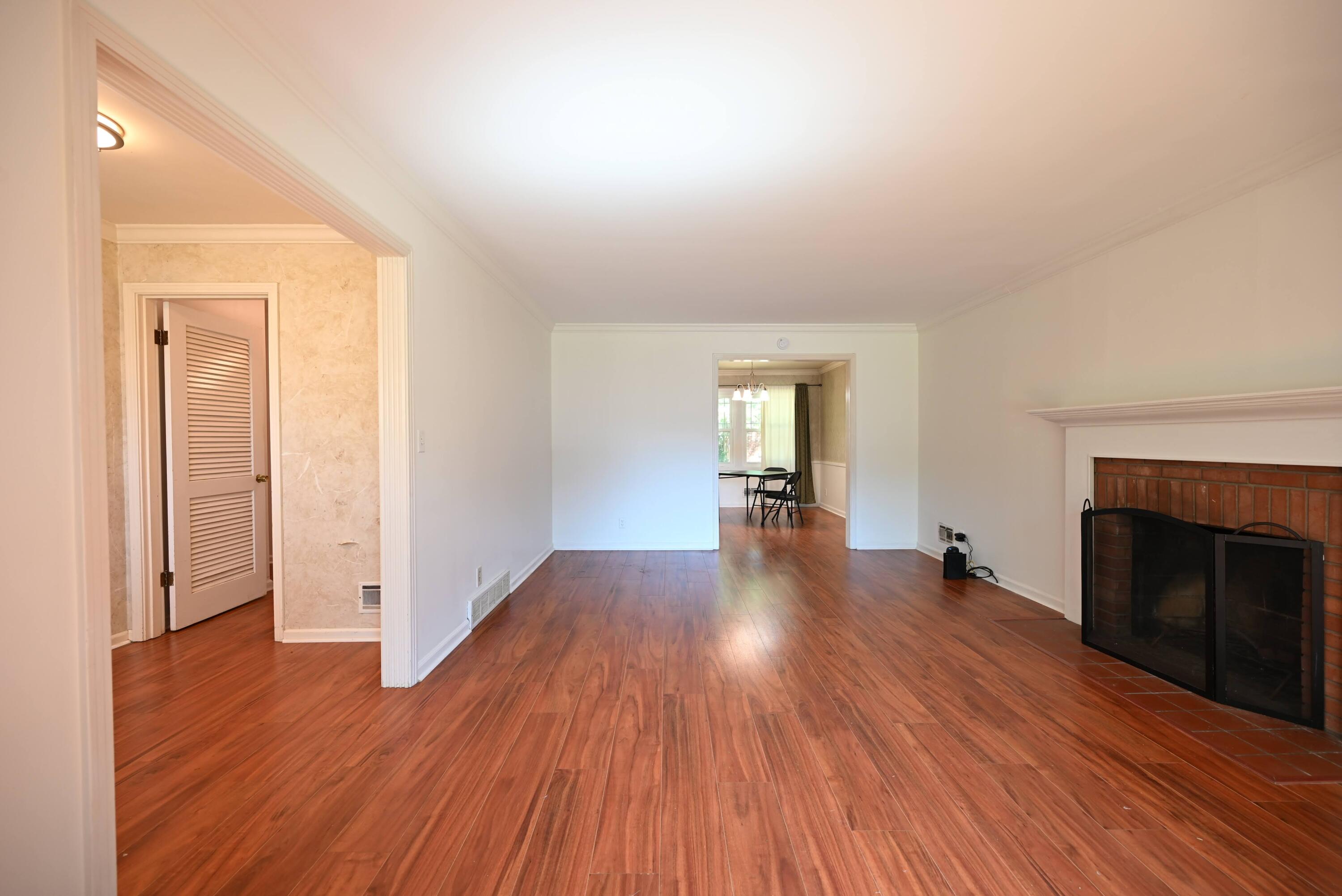 1521 Woodluck Avenue Property Photo 6