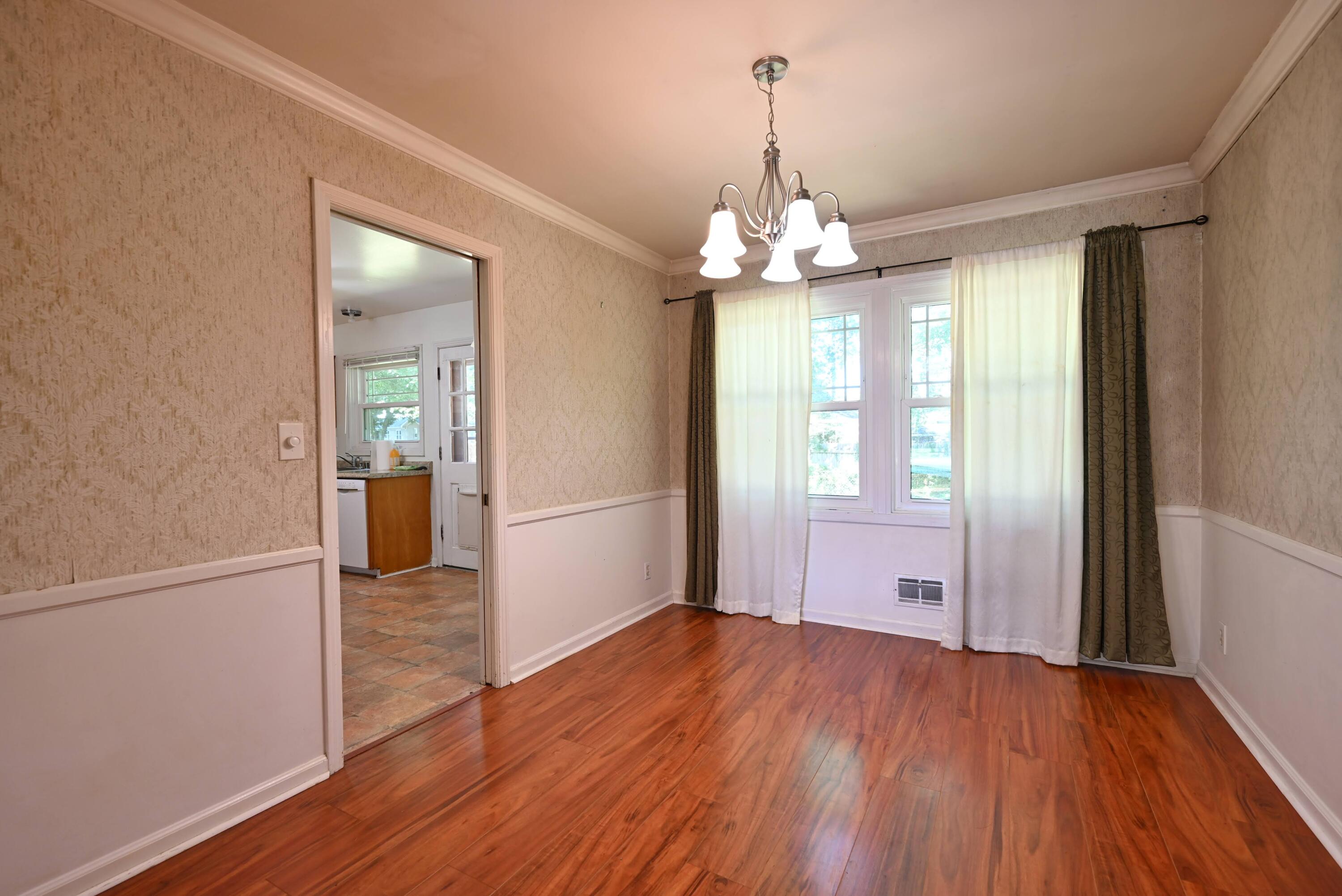 1521 Woodluck Avenue Property Photo 10