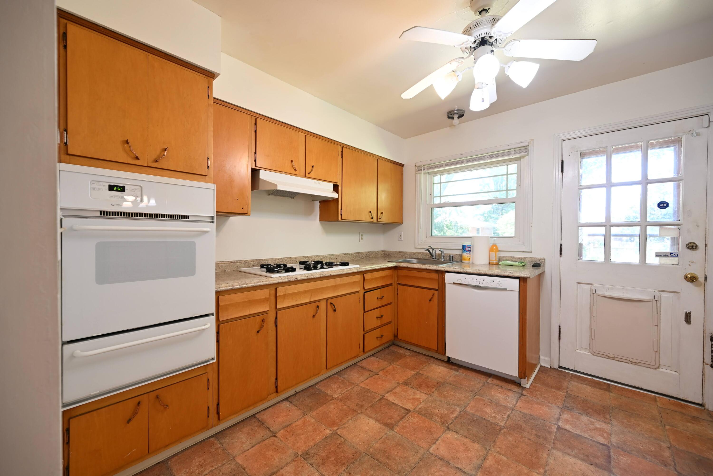 1521 Woodluck Avenue Property Photo 15