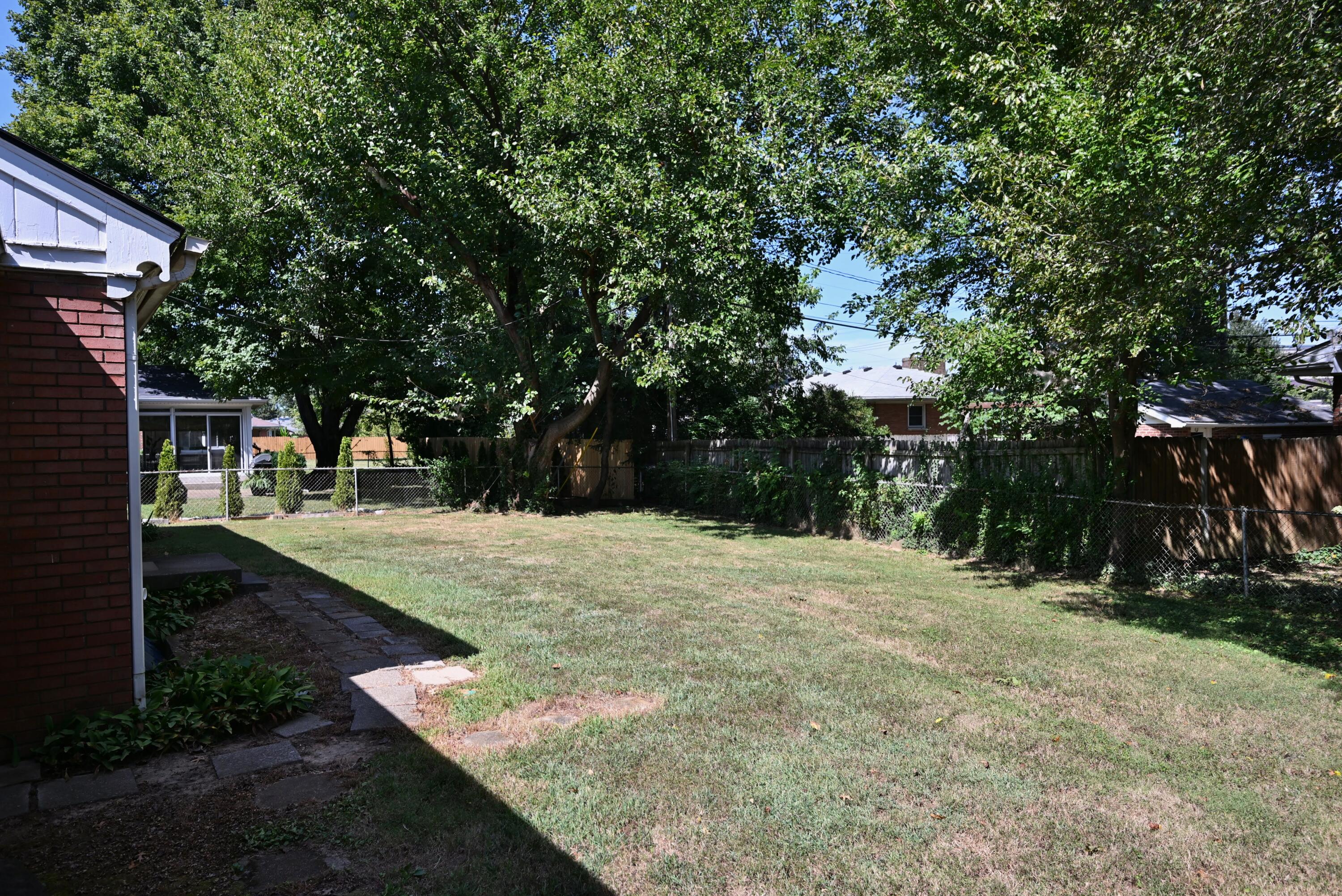 1521 Woodluck Avenue Property Photo 33