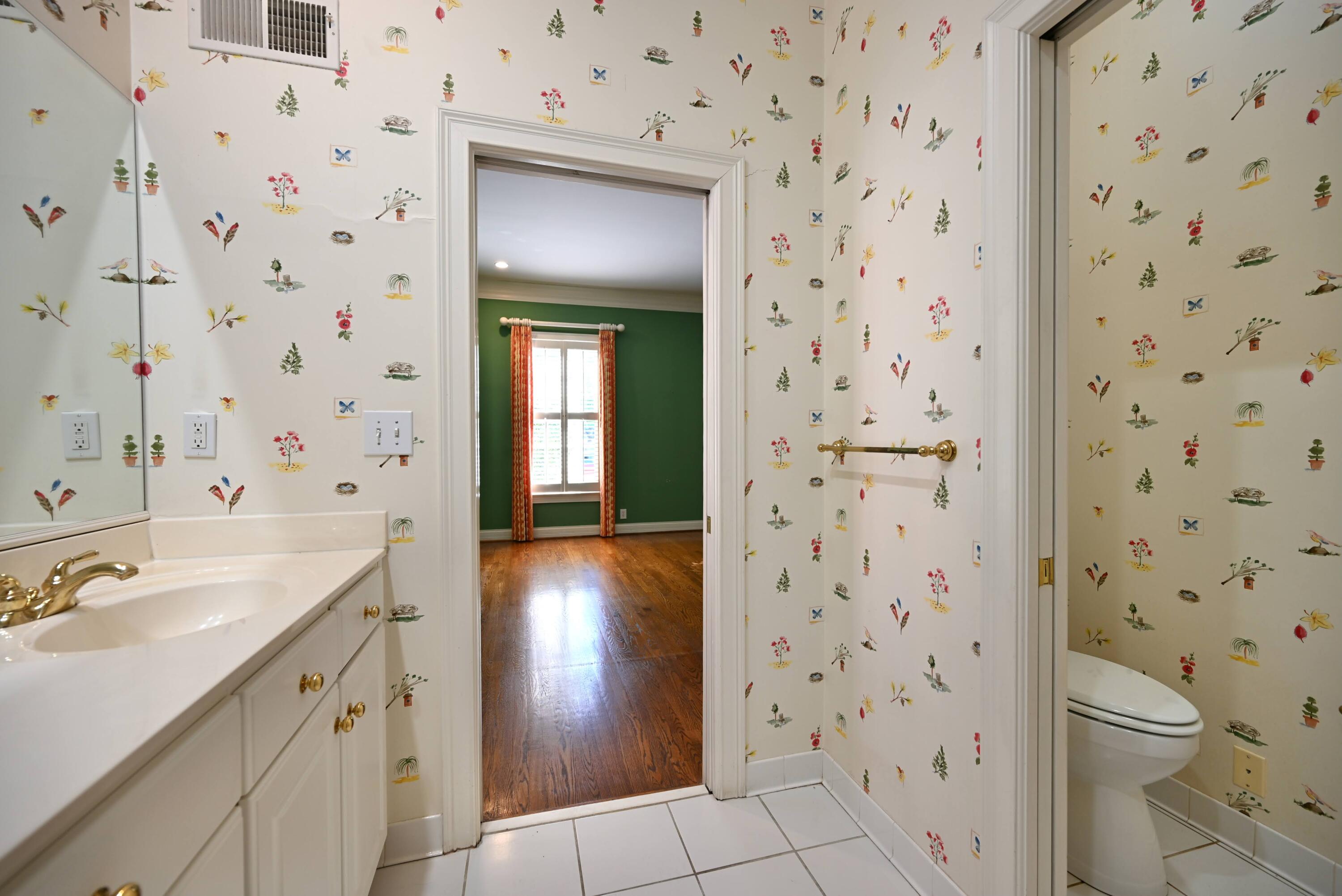 206 Coralberry Road Property Photo 12