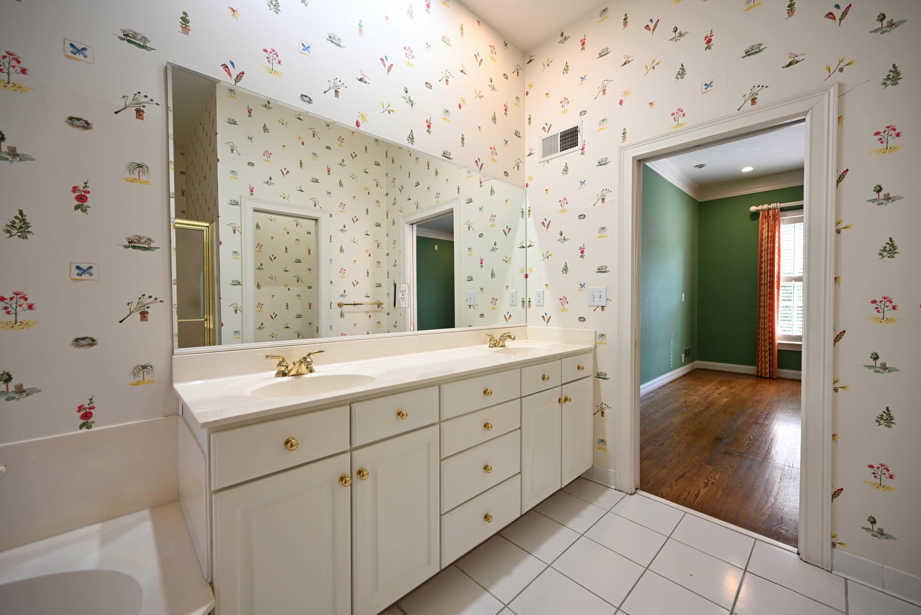 206 Coralberry Road Property Photo 15
