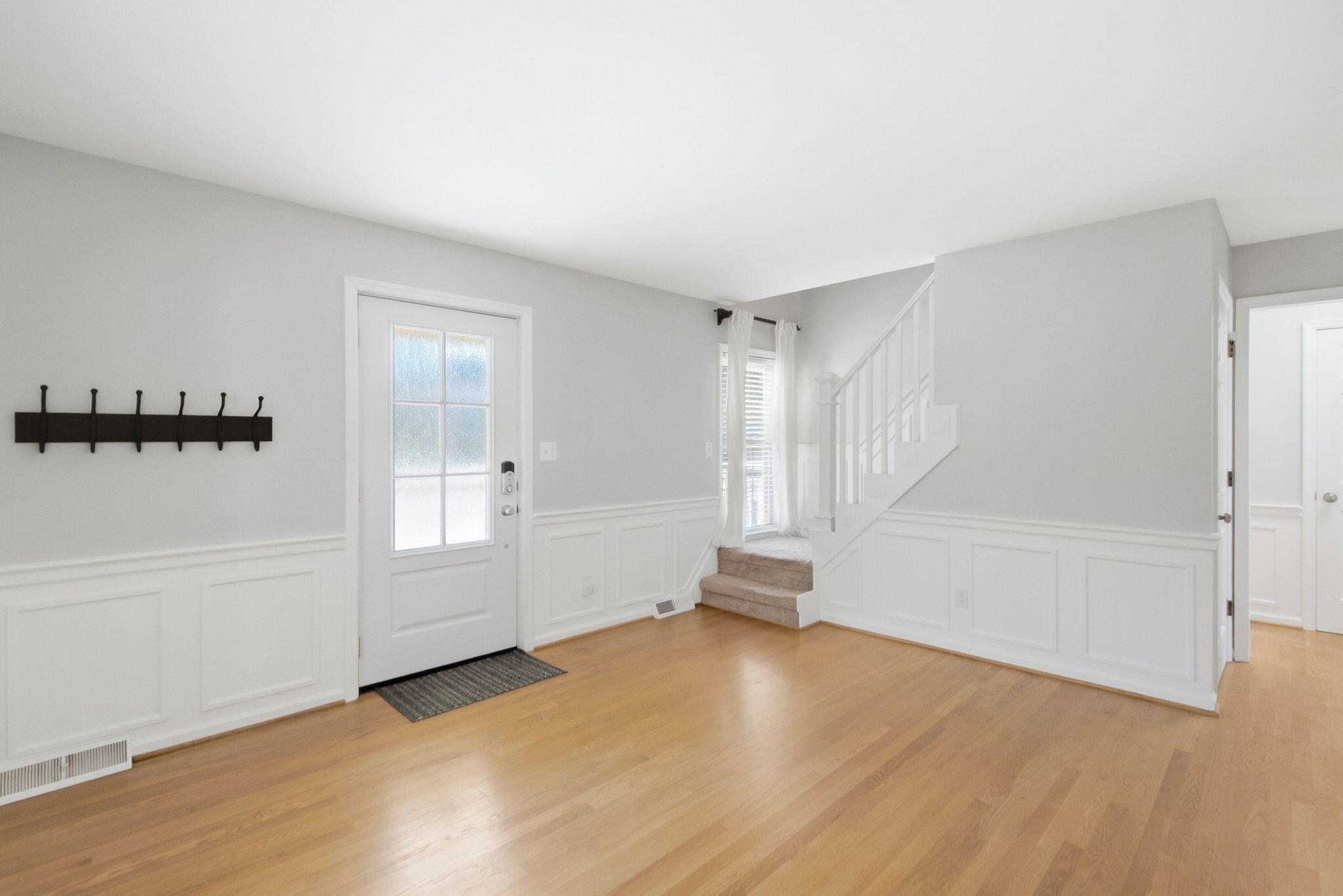 3821 Bay Meadows Court Property Photo 9