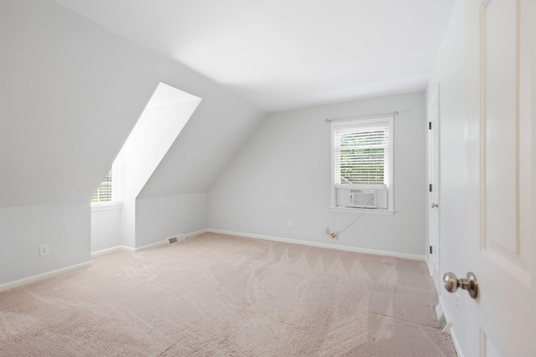 3821 Bay Meadows Court Property Photo 33