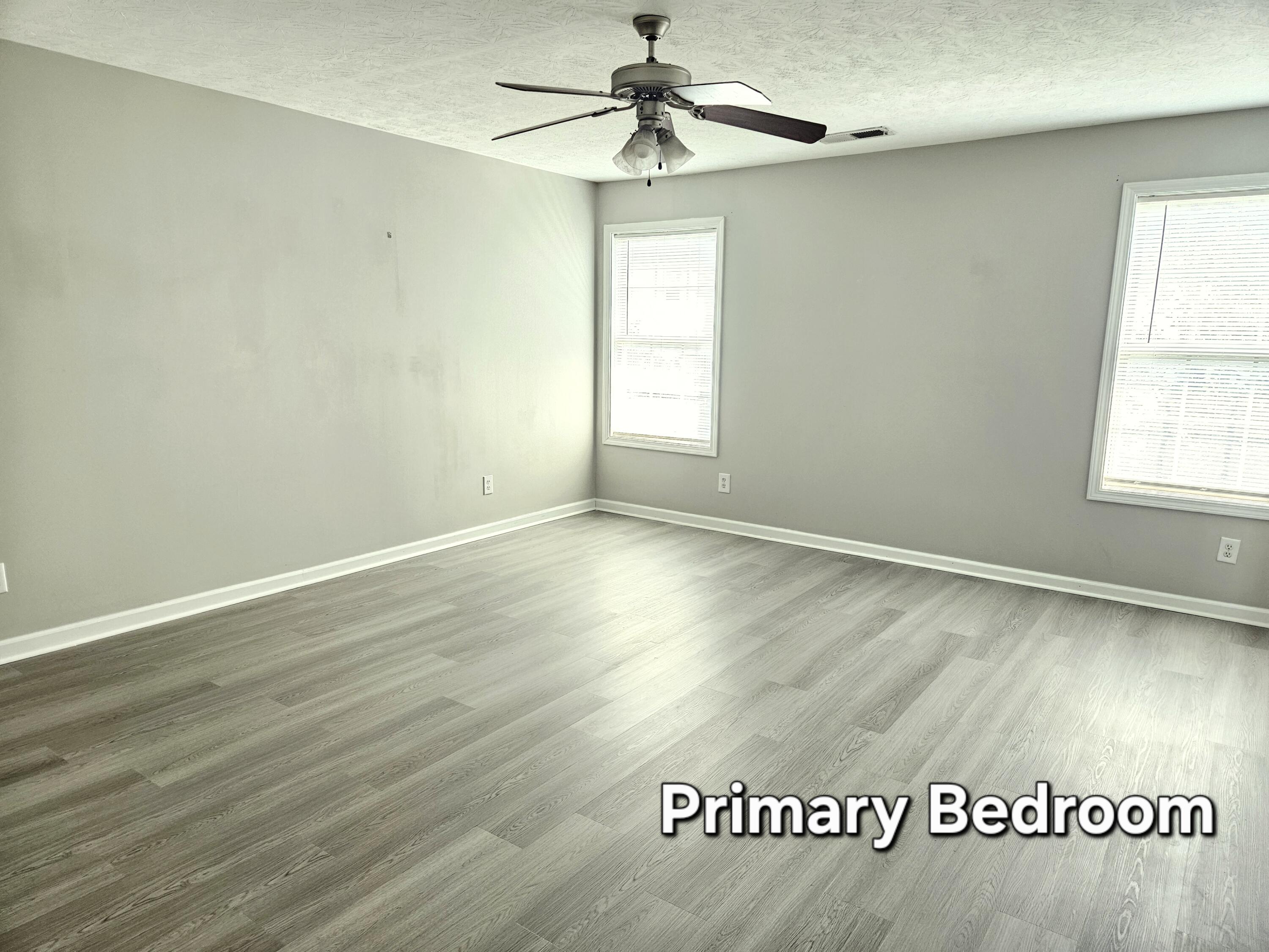 680 Lucille Drive Property Photo 10