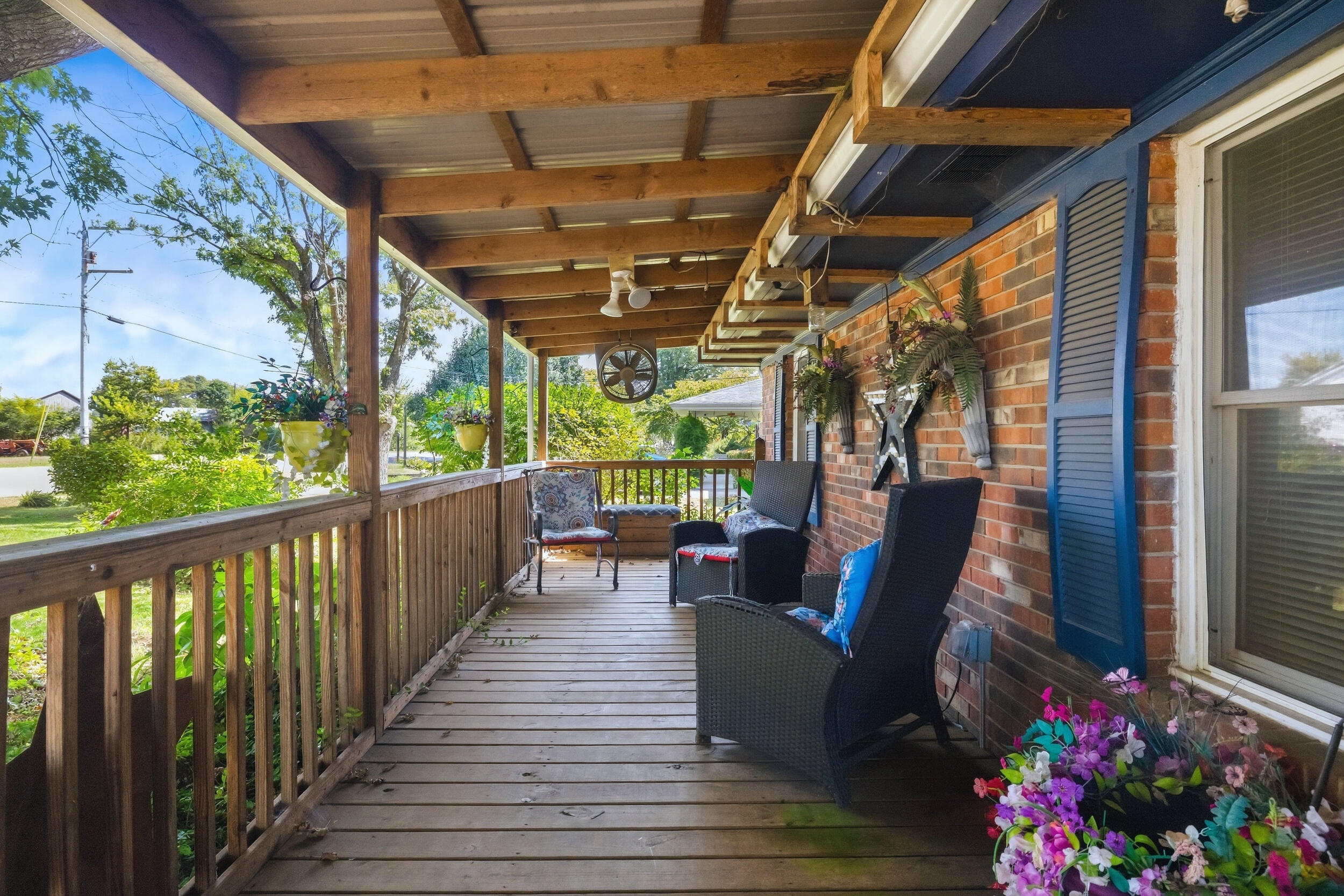 184 Airport Road Property Photo 4