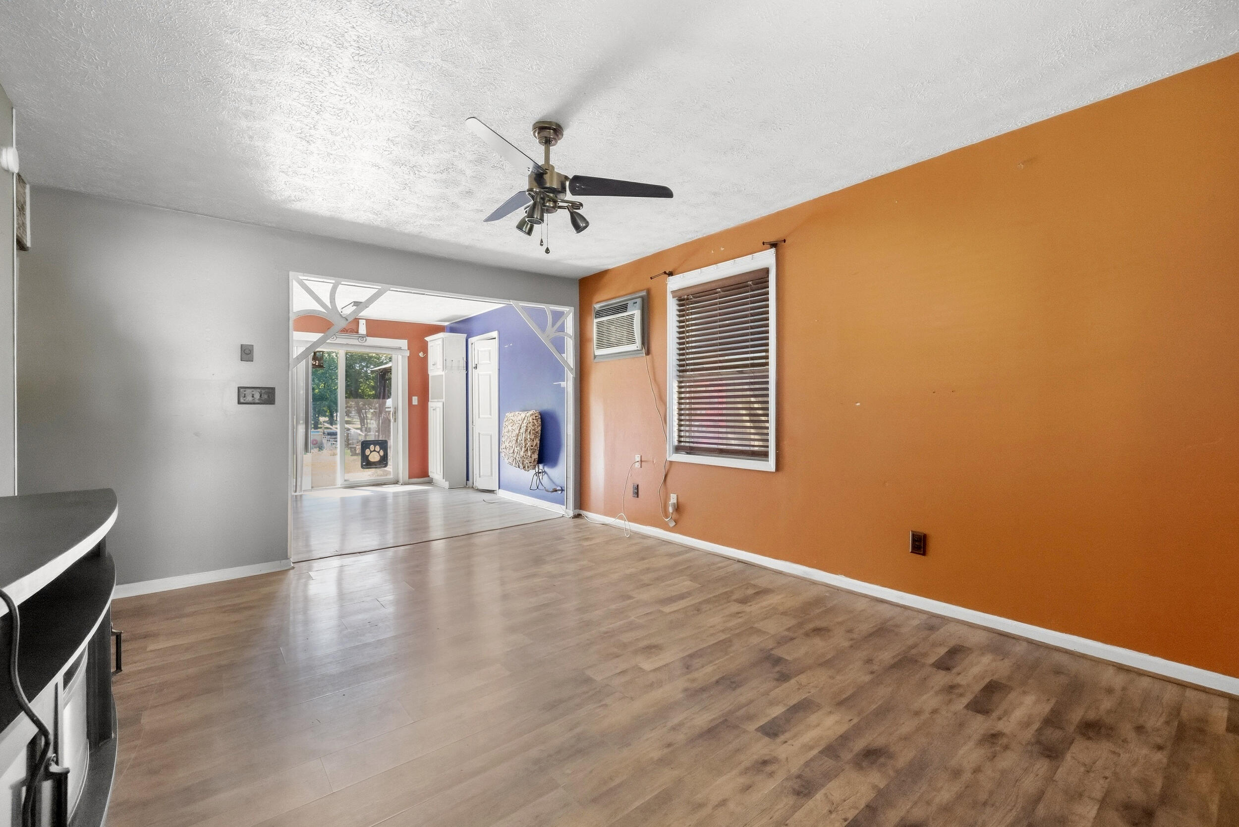 184 Airport Road Property Photo 5