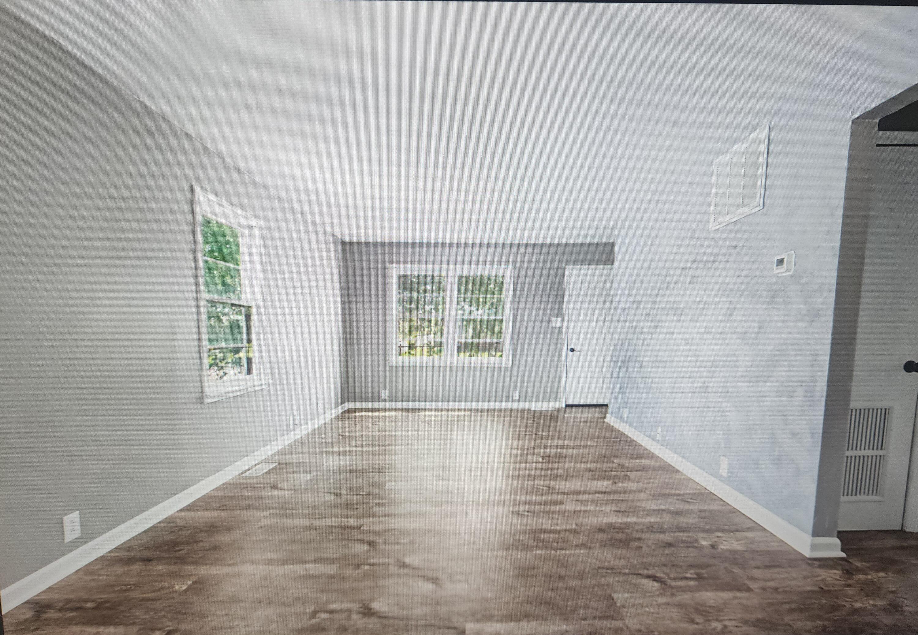 301 S Campbell Street Property Photo 10