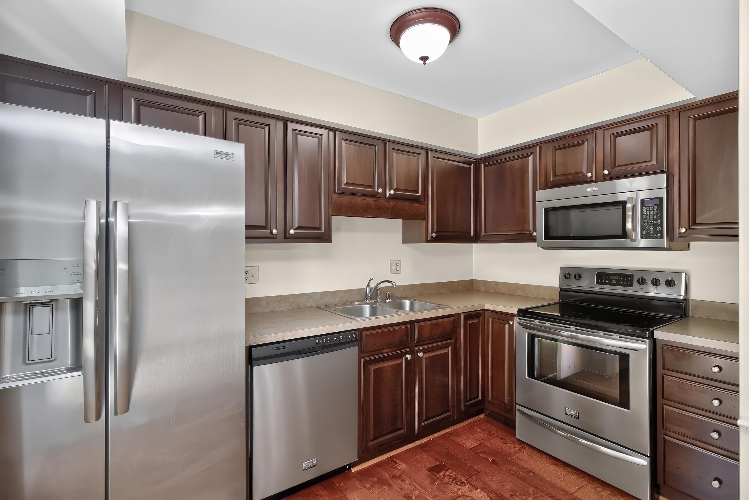 809 Turkey Foot Court 4 Property Photo 12