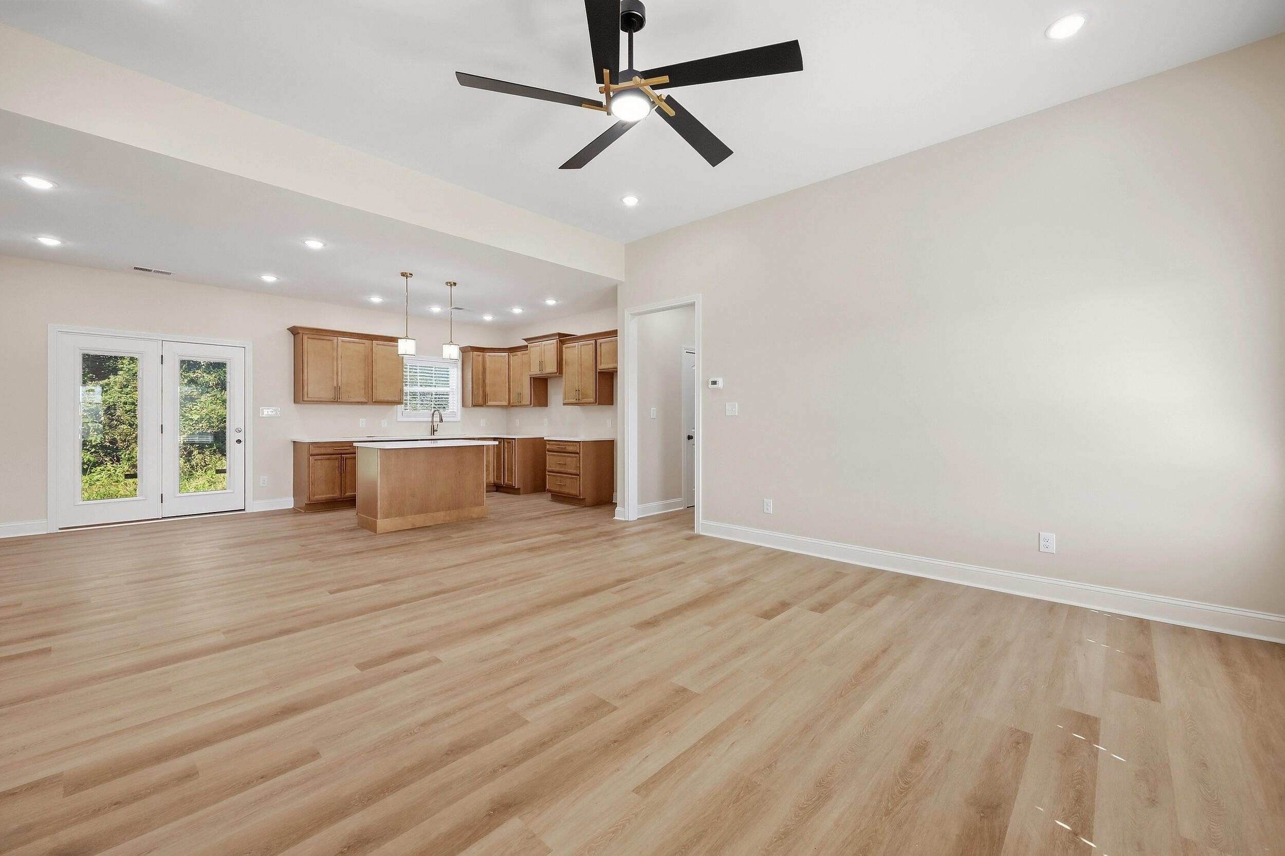 108 Choctaw Trail Property Photo 4