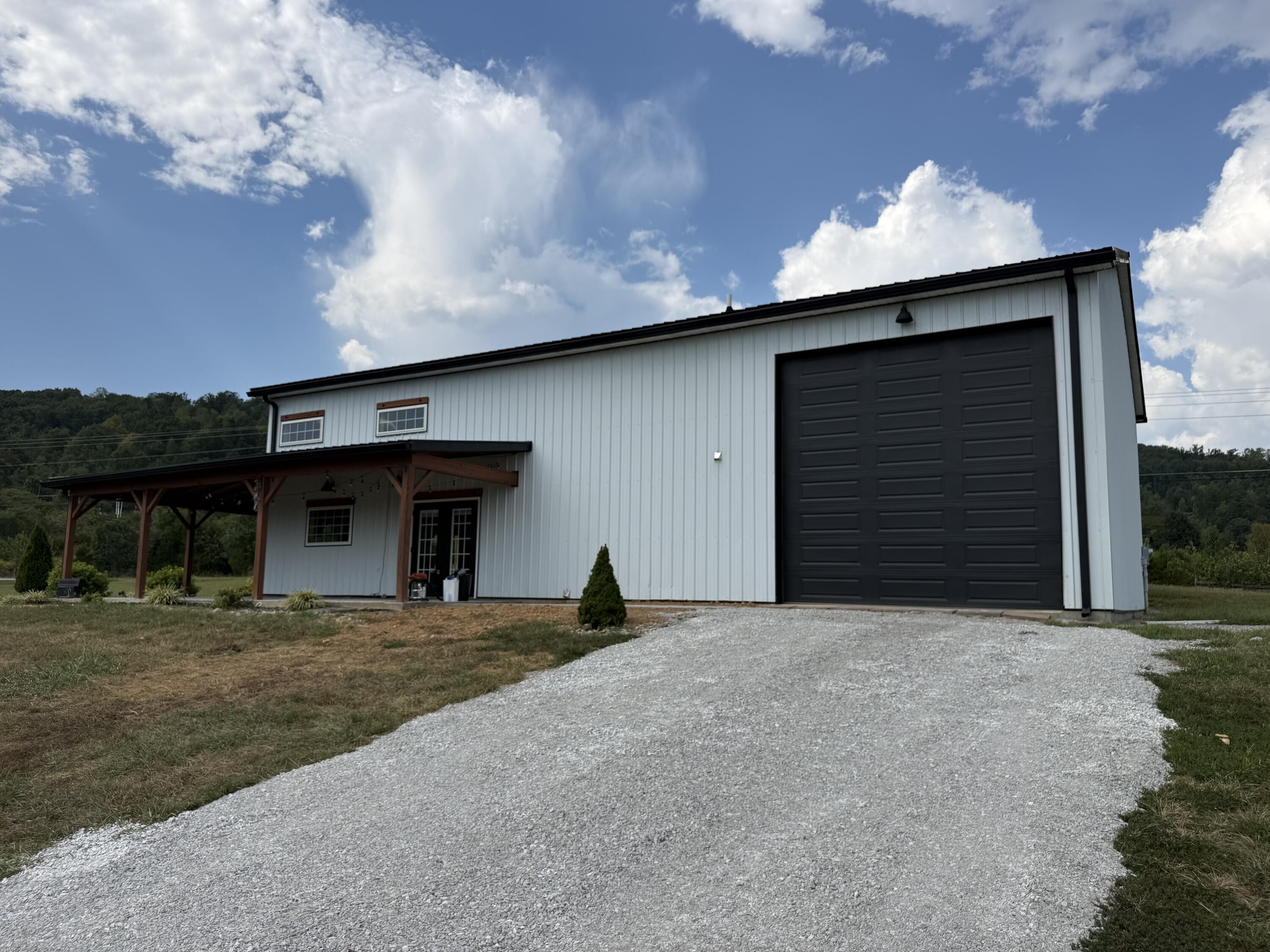 3770 Ky-790 Property Photo 8