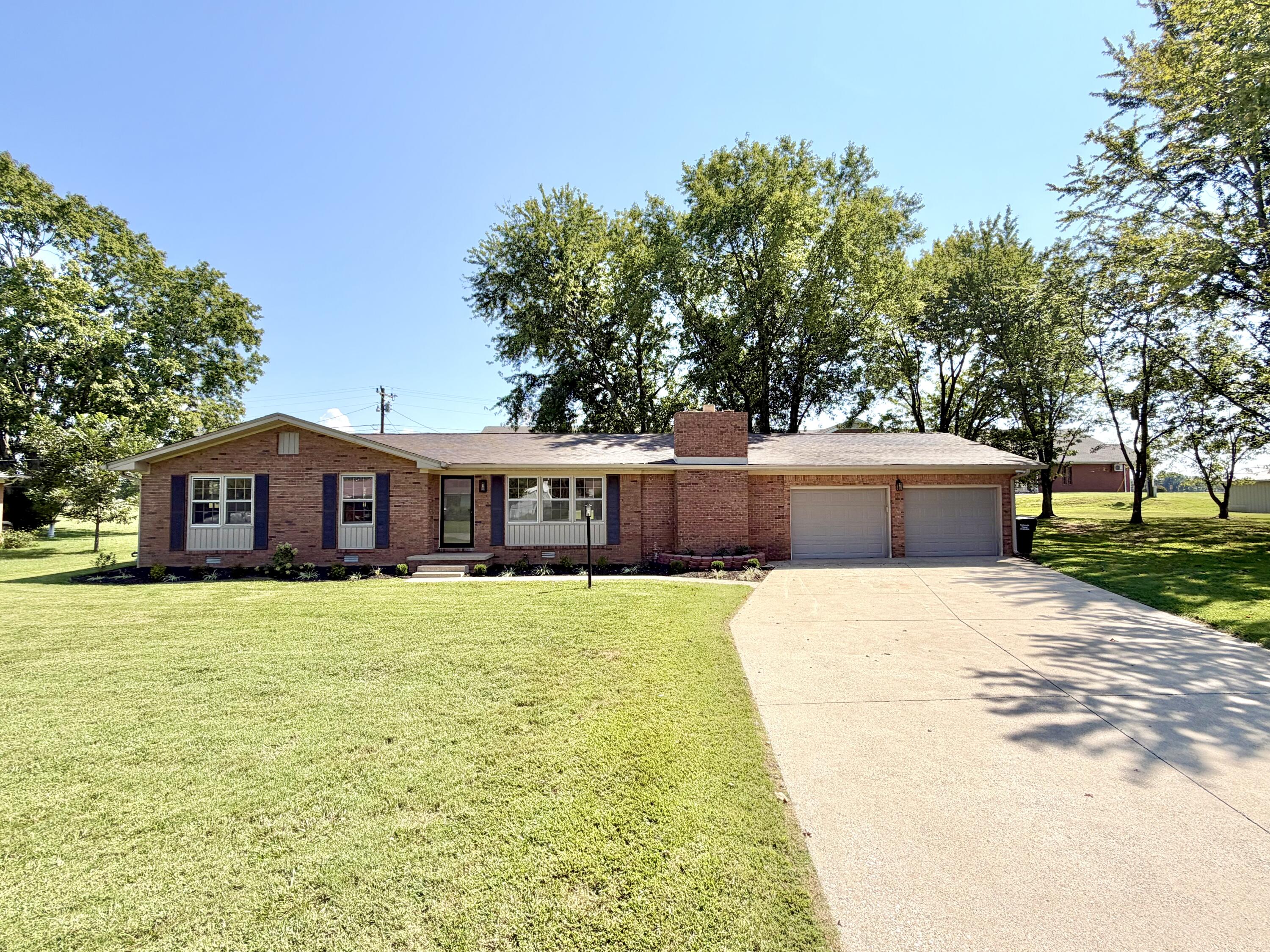 118 Glendale Drive Property Photo 3