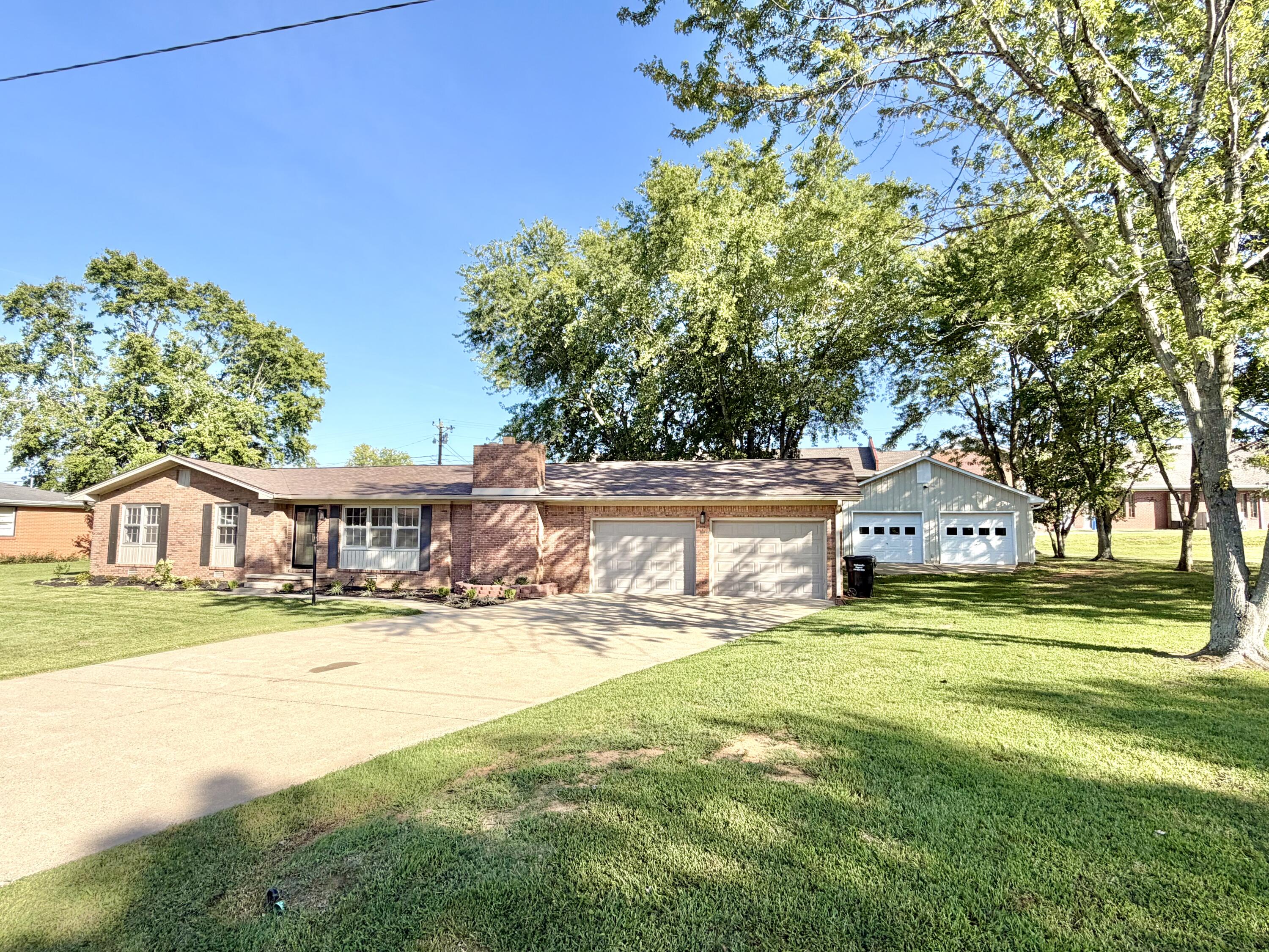 118 Glendale Drive Property Photo 8