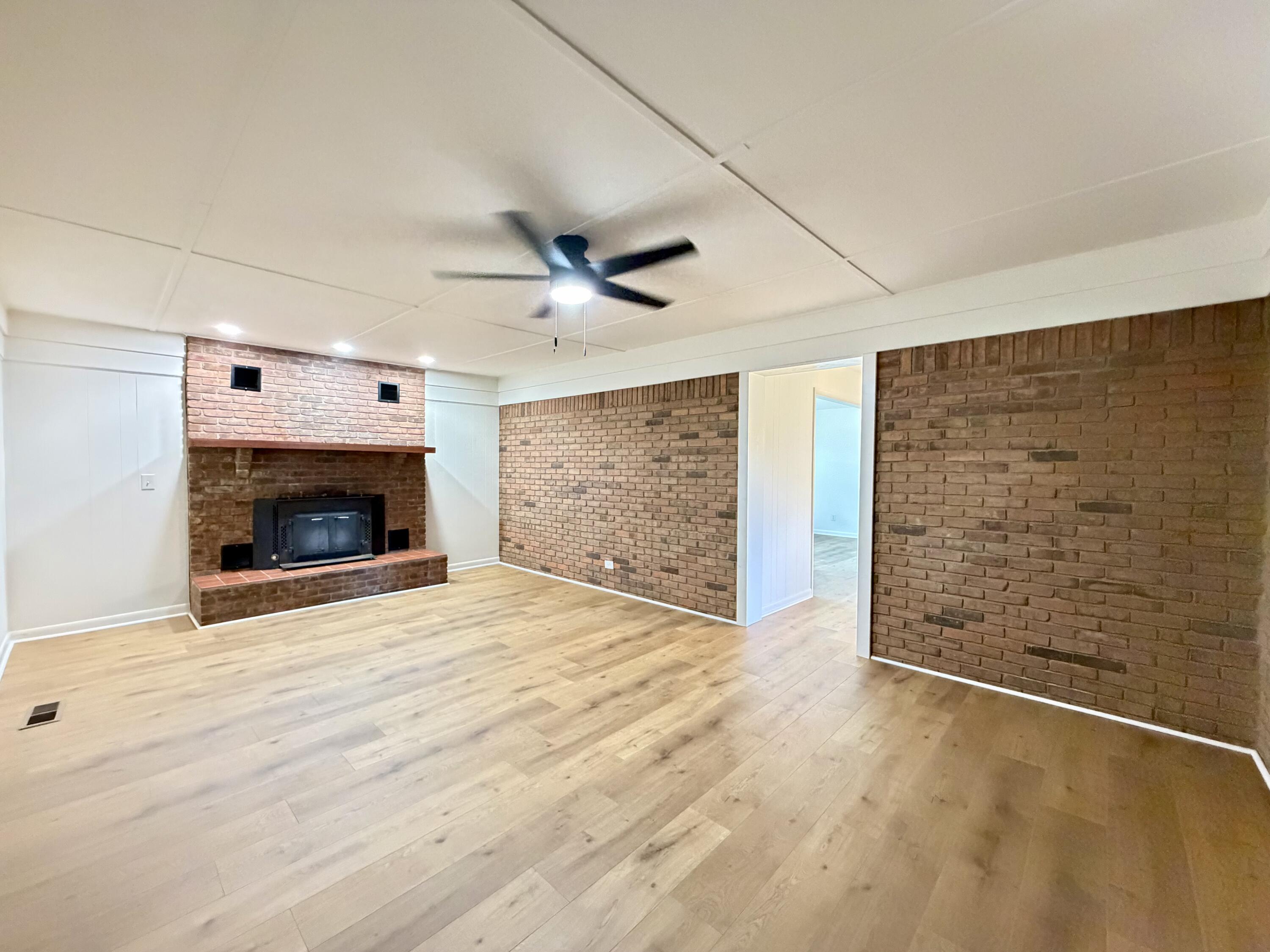 118 Glendale Drive Property Photo 24