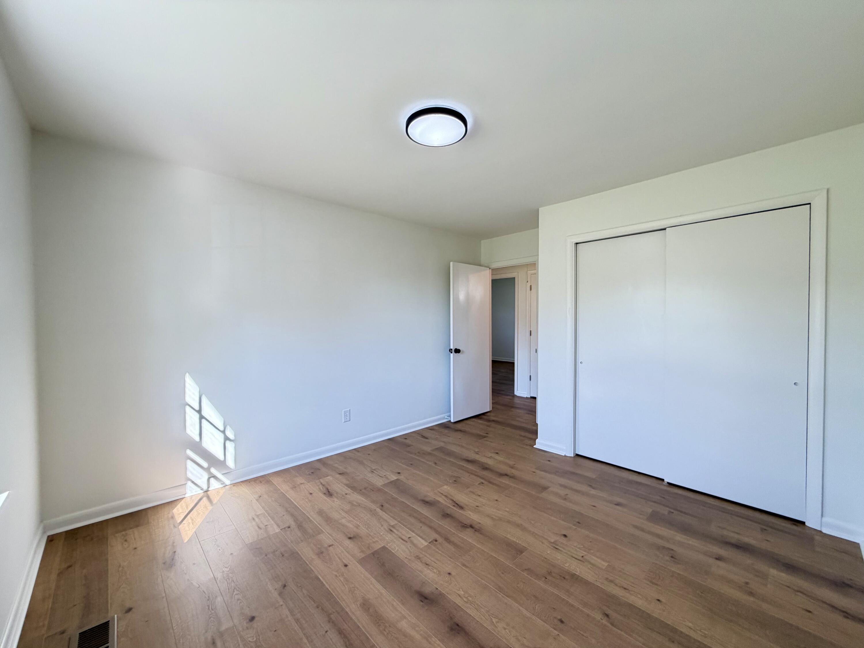 118 Glendale Drive Property Photo 30
